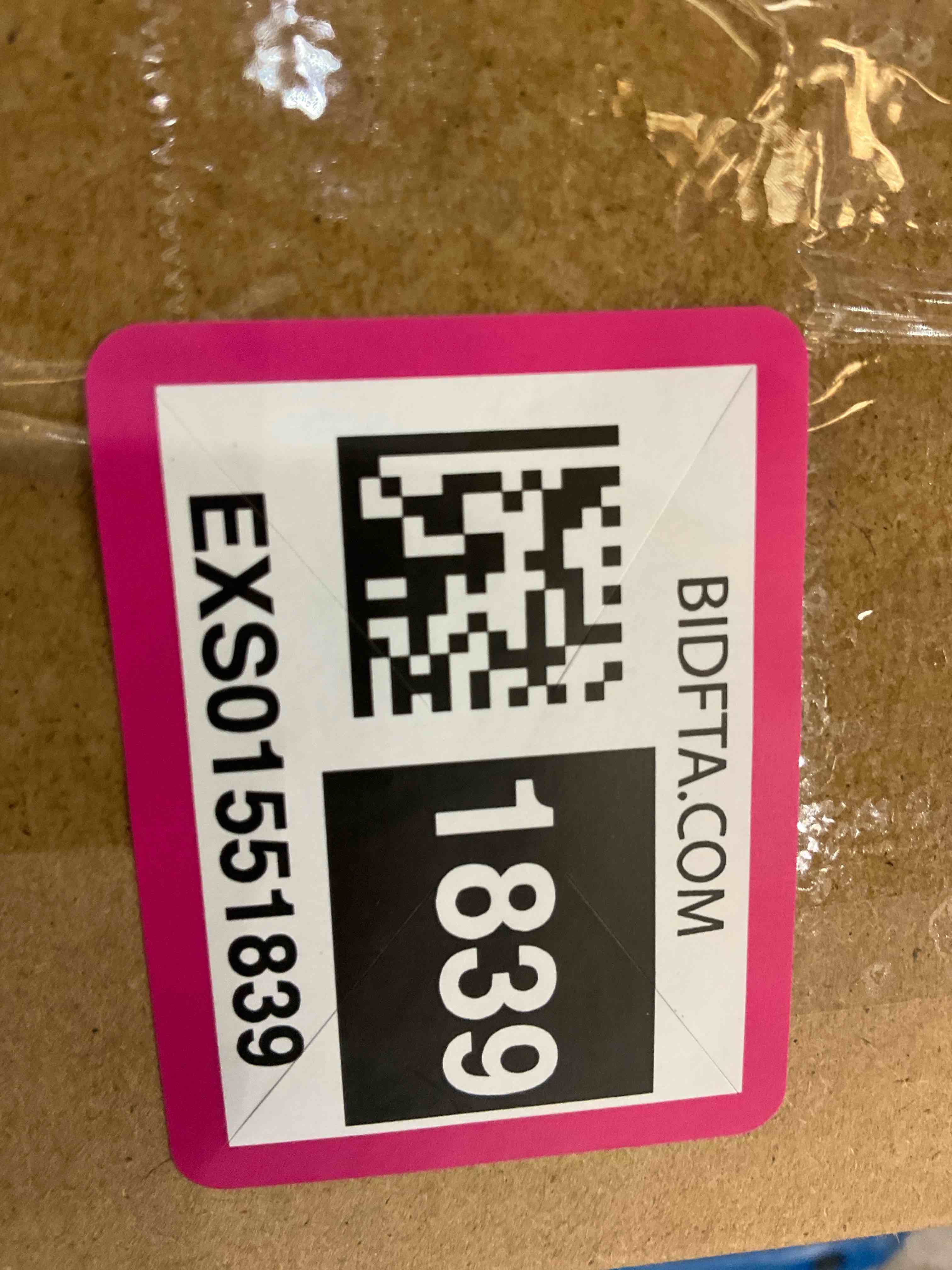 https://s3.amazonaws.com/lotting-images-prod/BargainHunt/EXS01551839_1716304584513.jpeg