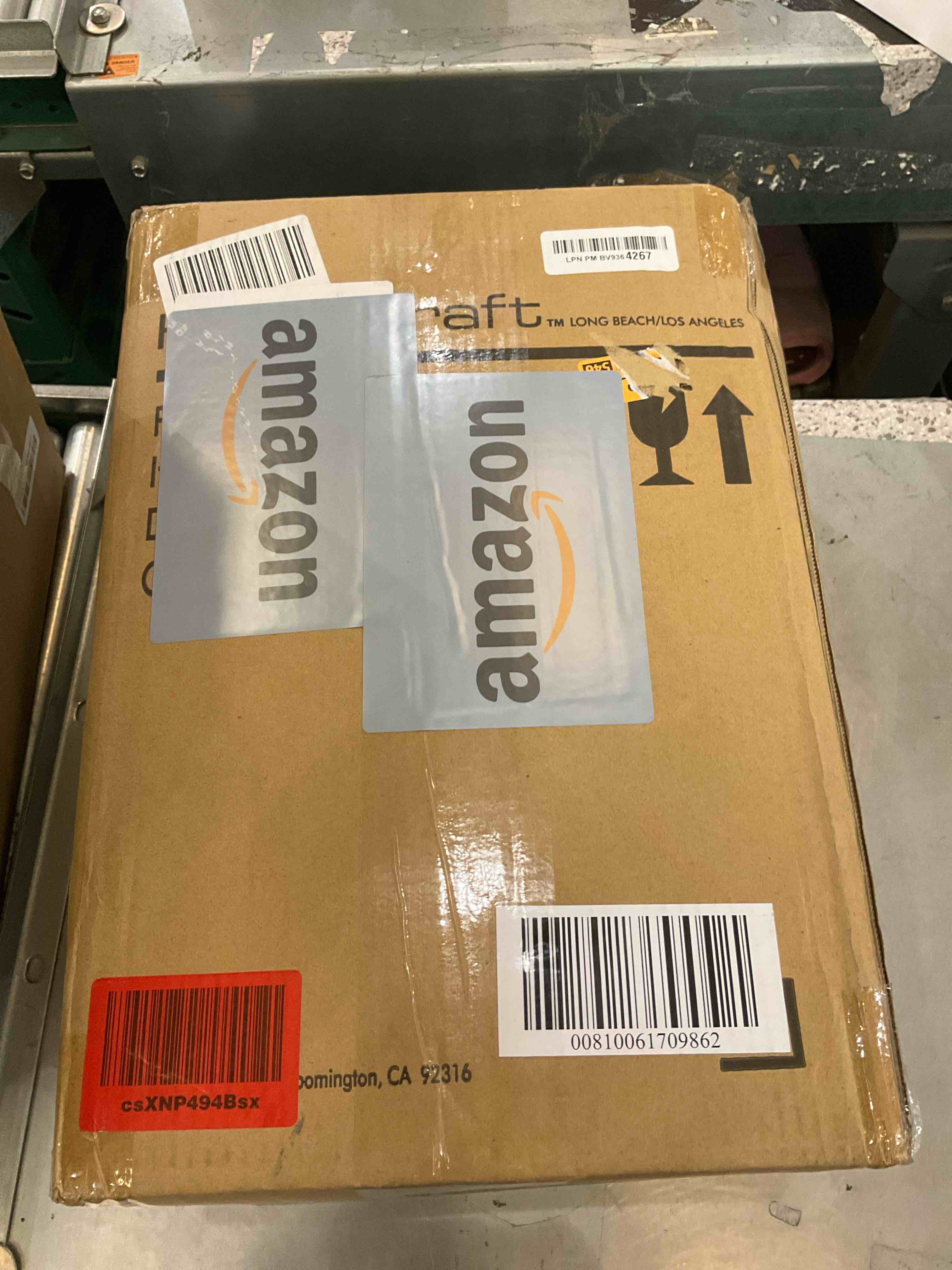 https://s3.amazonaws.com/lotting-images-prod/BargainHunt/EXS01552181_1715186457930.jpeg