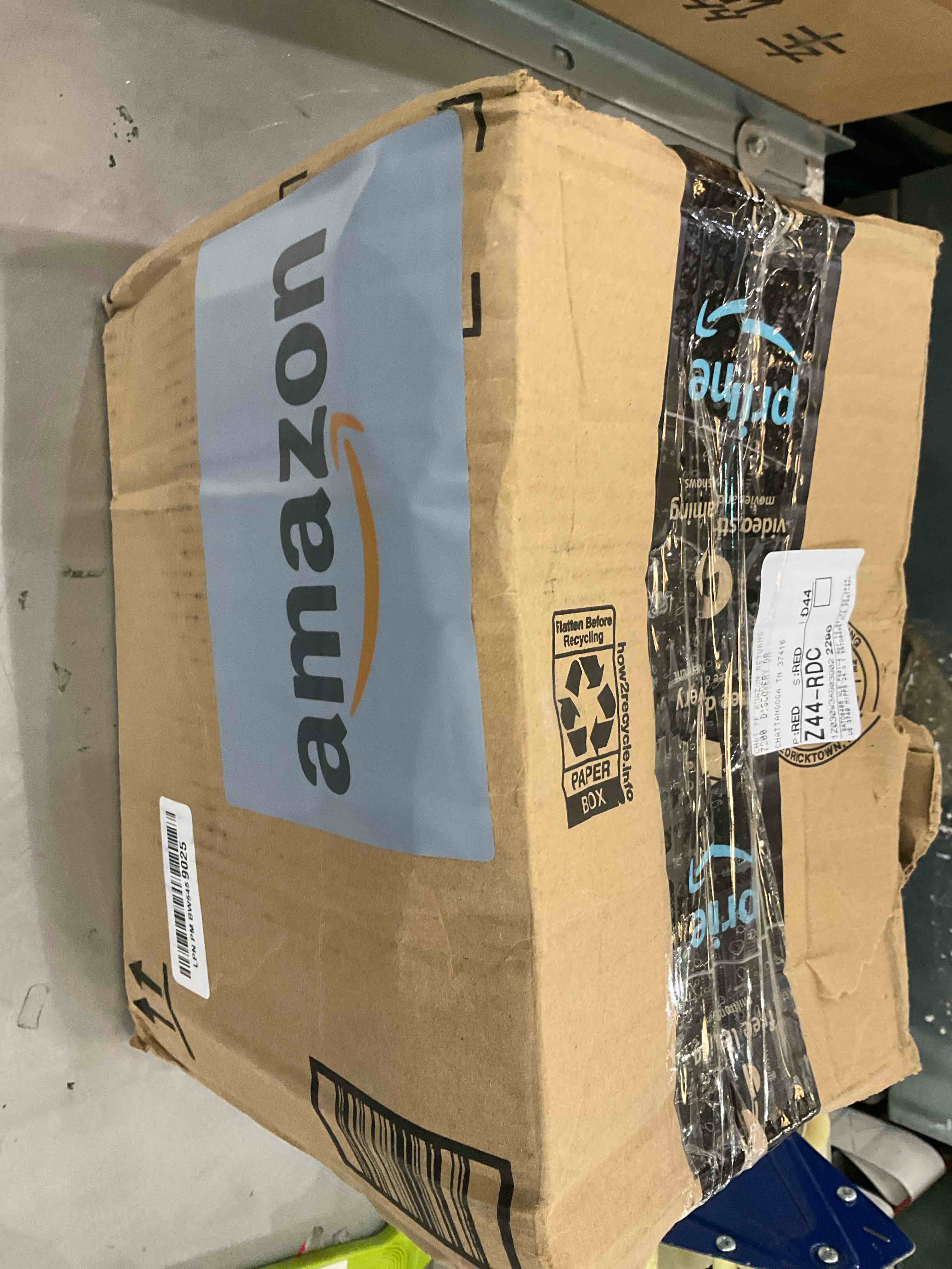 https://s3.amazonaws.com/lotting-images-prod/BargainHunt/EXS01552202_1715188281896.jpeg