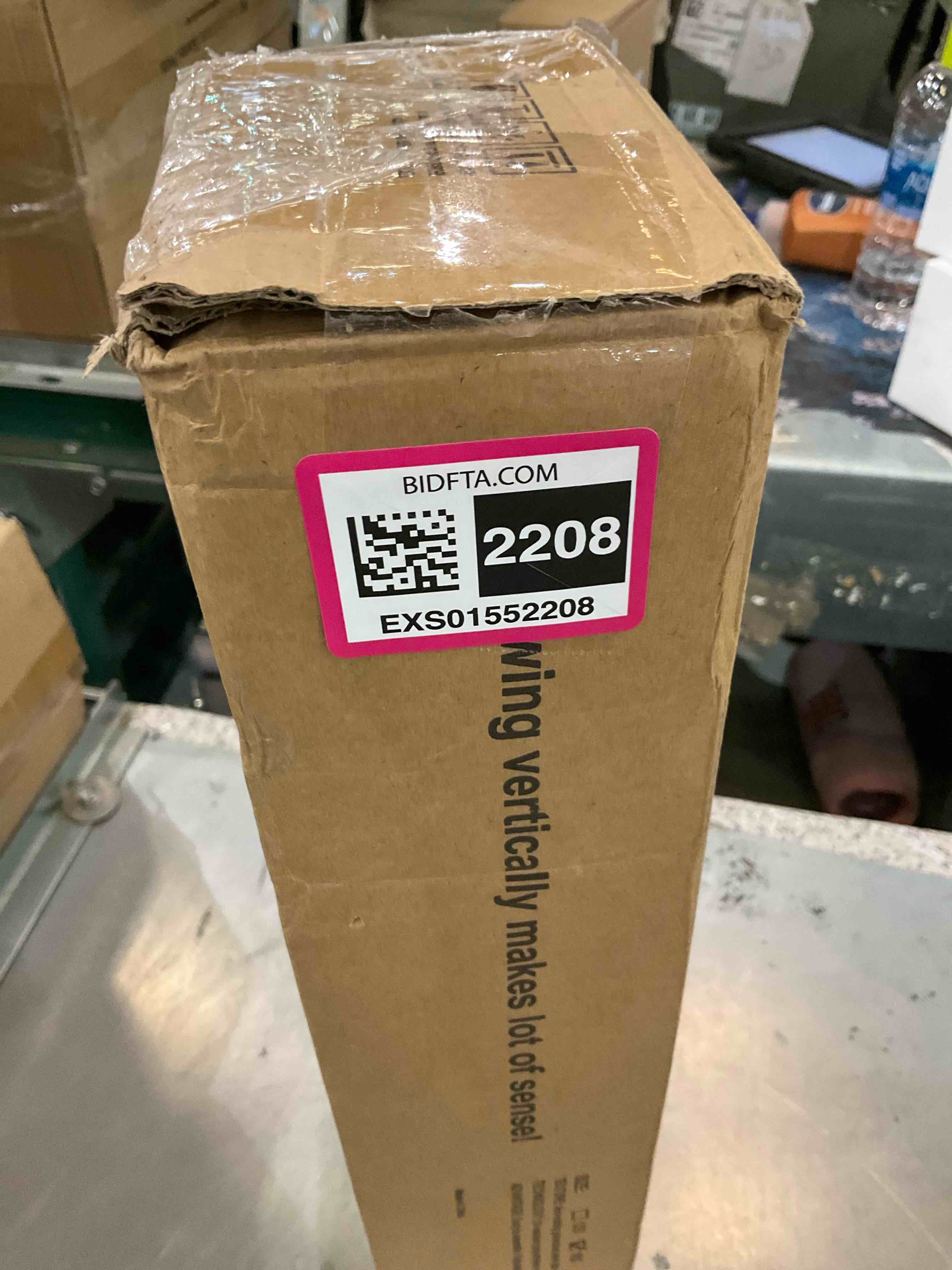 https://s3.amazonaws.com/lotting-images-prod/BargainHunt/EXS01552208_1715188845269.jpeg