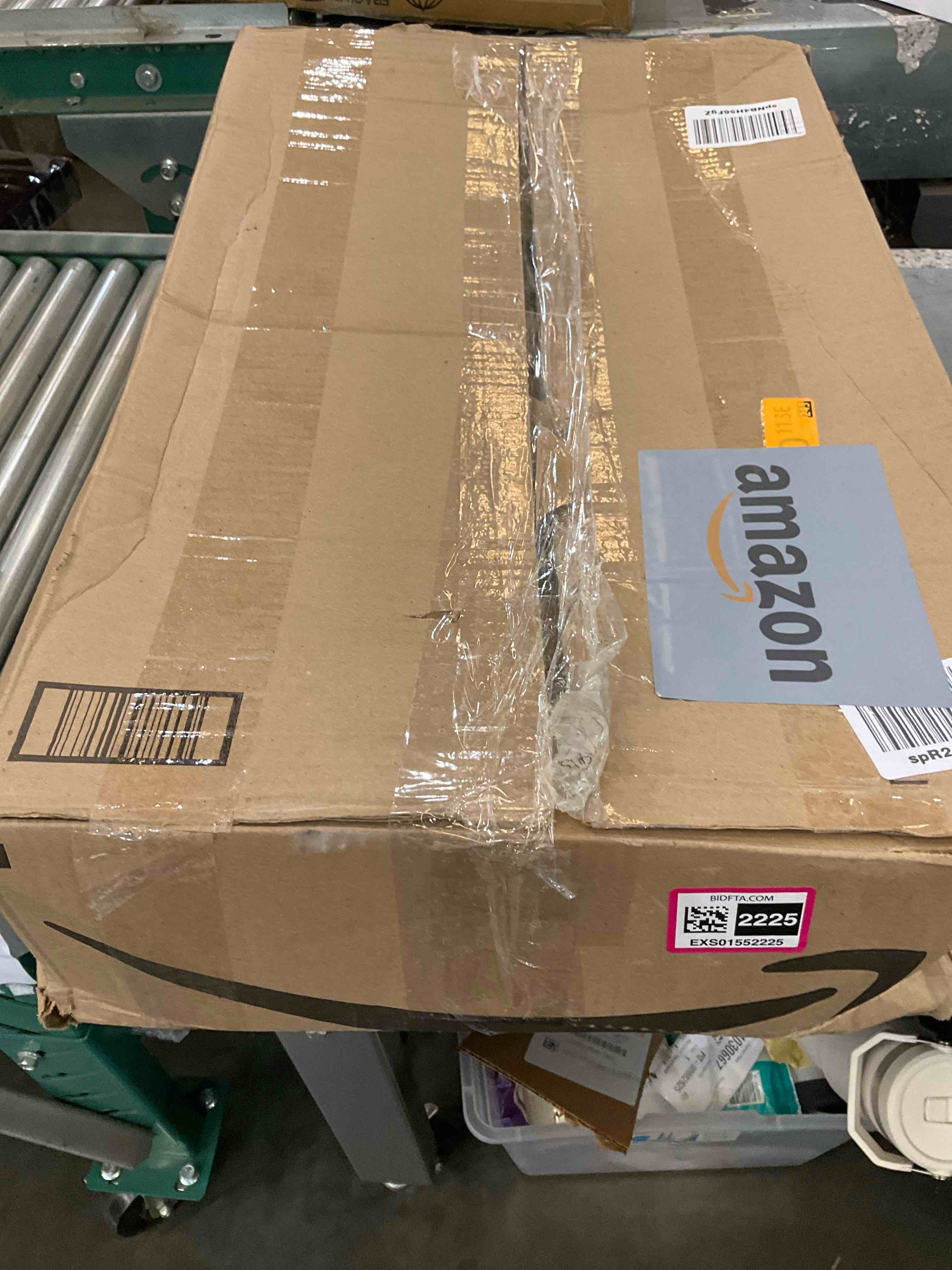 https://s3.amazonaws.com/lotting-images-prod/BargainHunt/EXS01552225_1715190752262.jpeg