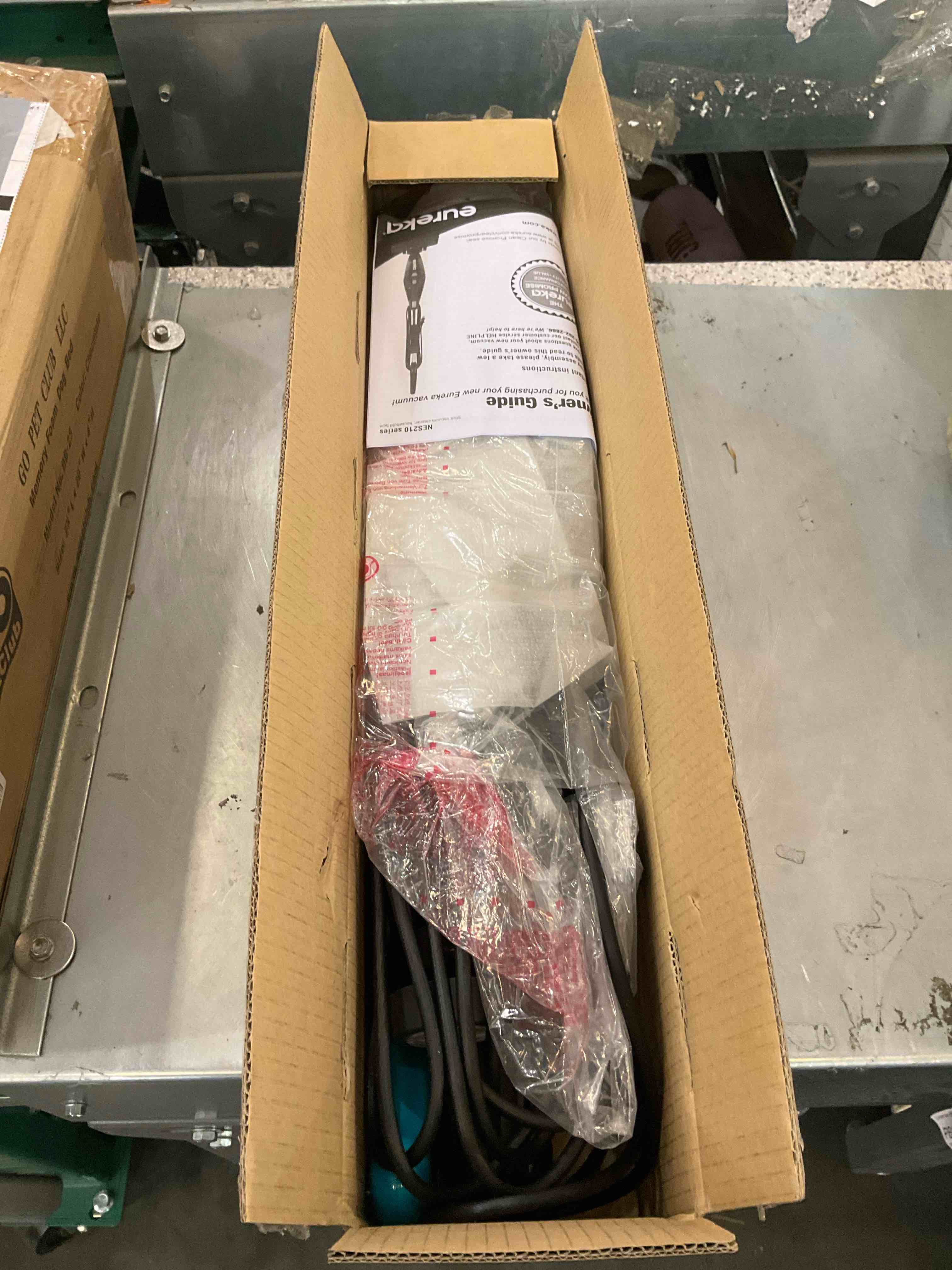 eureka Blaze Stick Vacuum Cleaner, Powerful Suction 3-in-1 Small Handheld Vac with Filter for Hard Floor Lightweight Upright Home Pet Hair, 1-(Pack), Blue