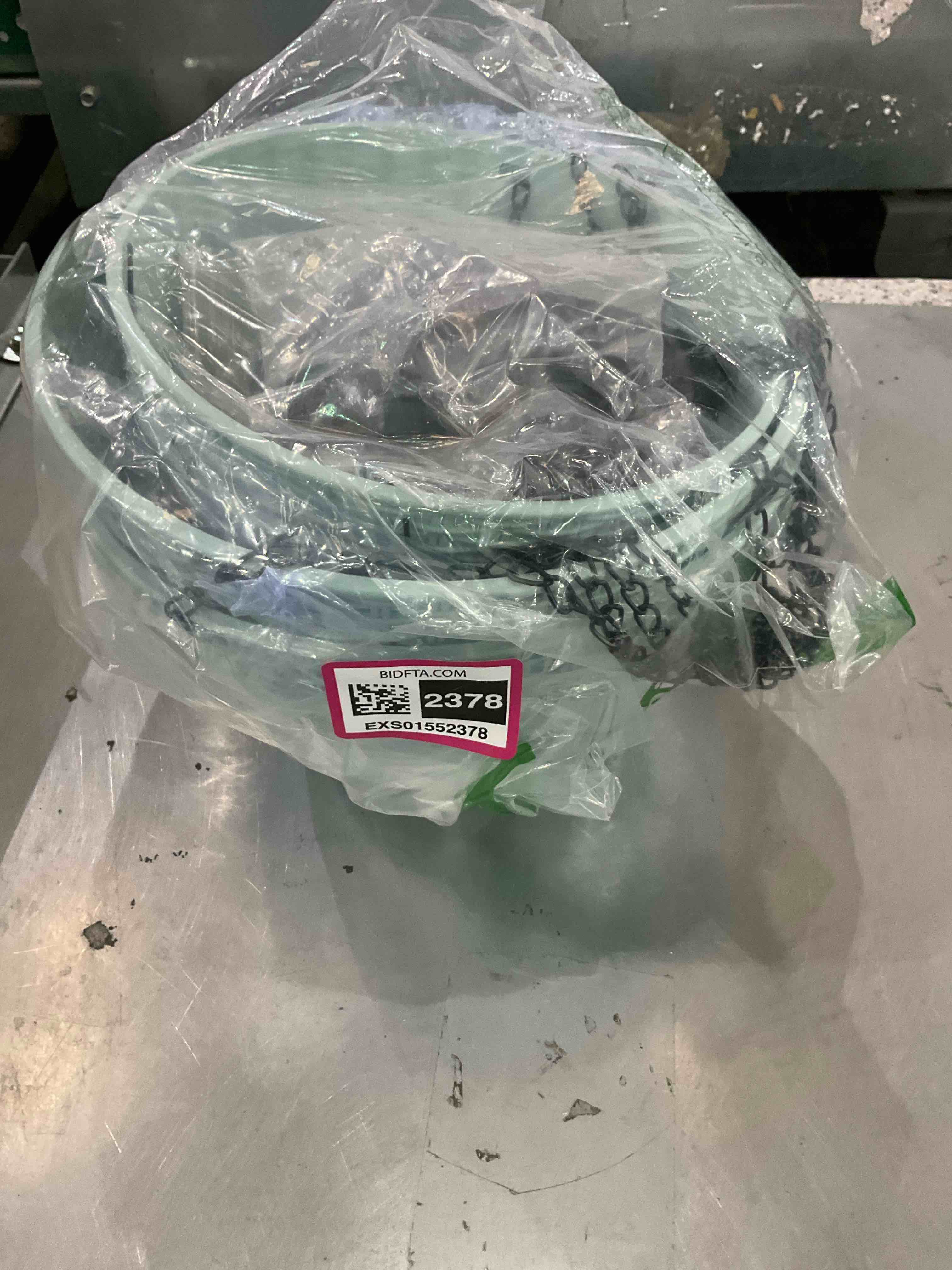 https://s3.amazonaws.com/lotting-images-prod/BargainHunt/EXS01552378_1715266156886.jpeg