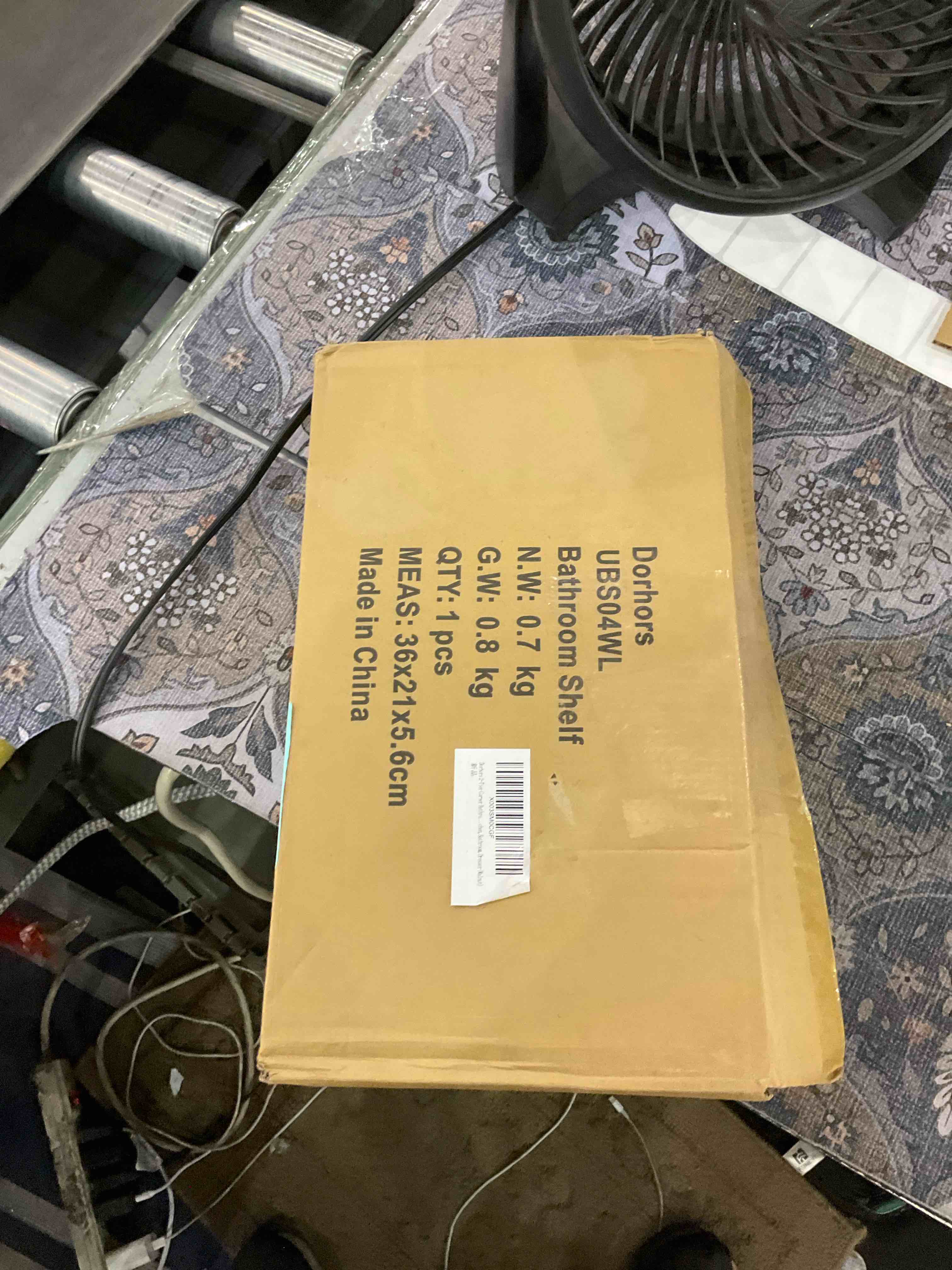 https://s3.amazonaws.com/lotting-images-prod/BargainHunt/EXS01552959_1716550184924.jpeg