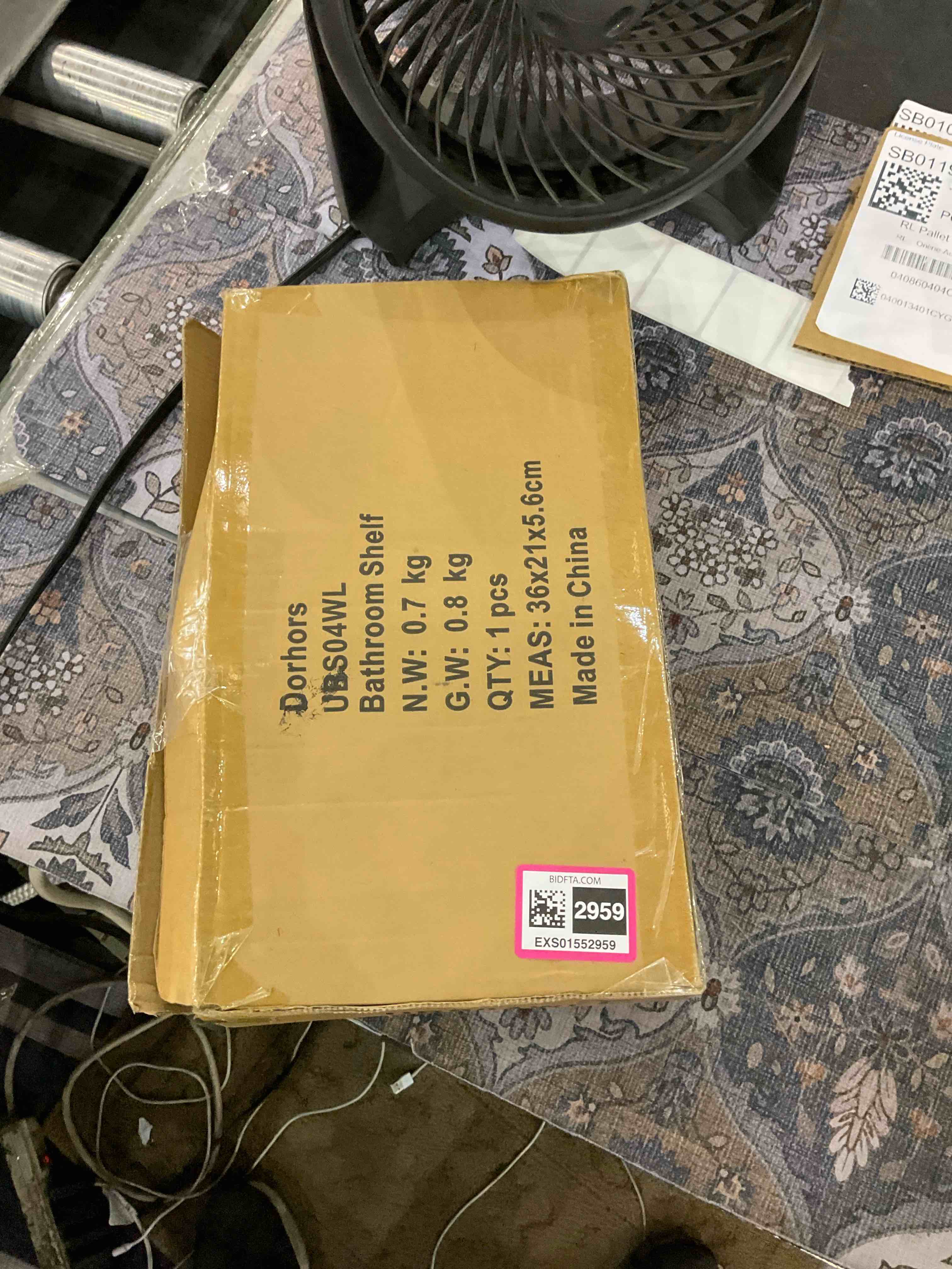 https://s3.amazonaws.com/lotting-images-prod/BargainHunt/EXS01552959_1716550190964.jpeg