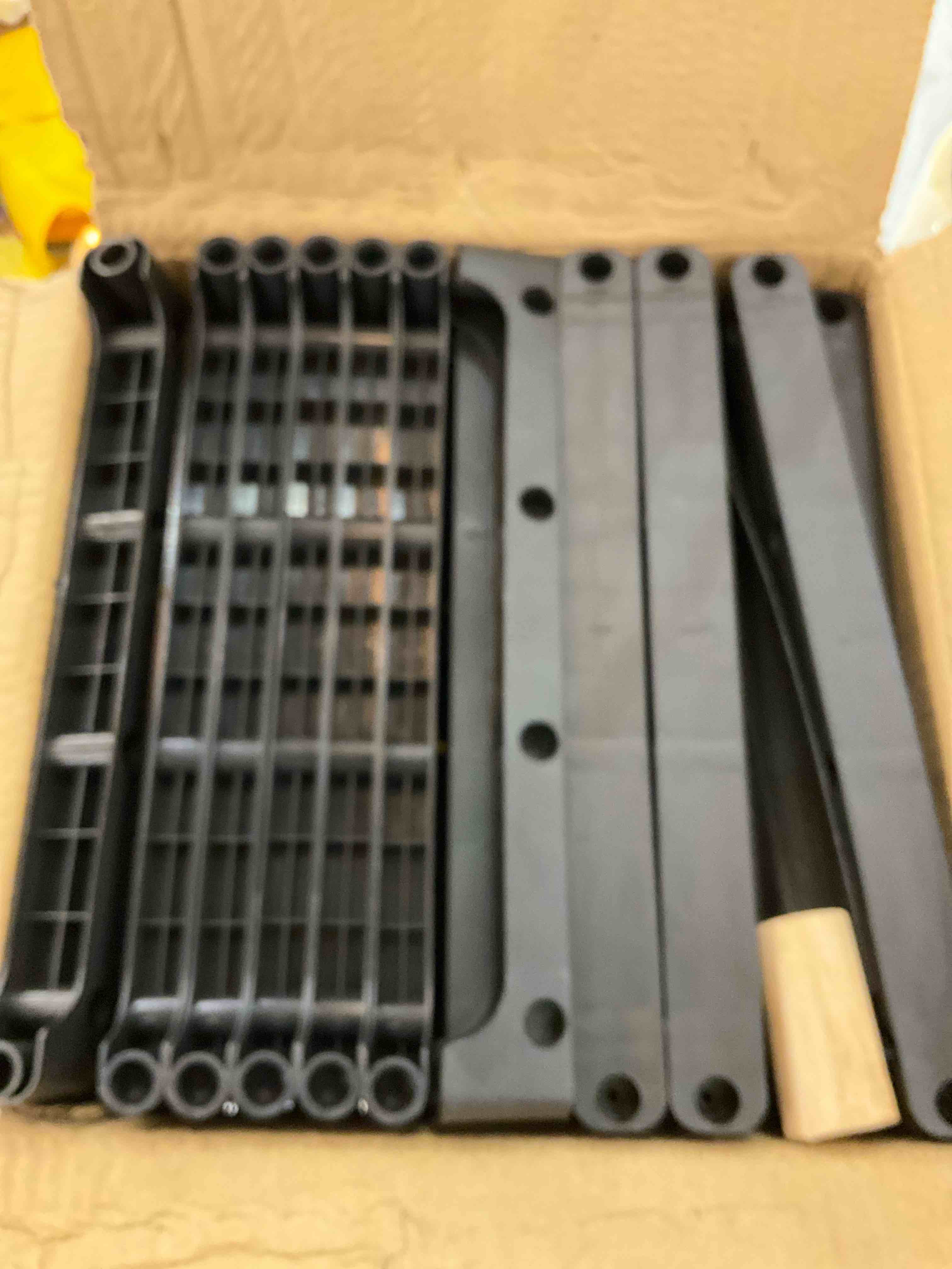 https://s3.amazonaws.com/lotting-images-prod/BargainHunt/EXS01553324_1715279091977.jpeg