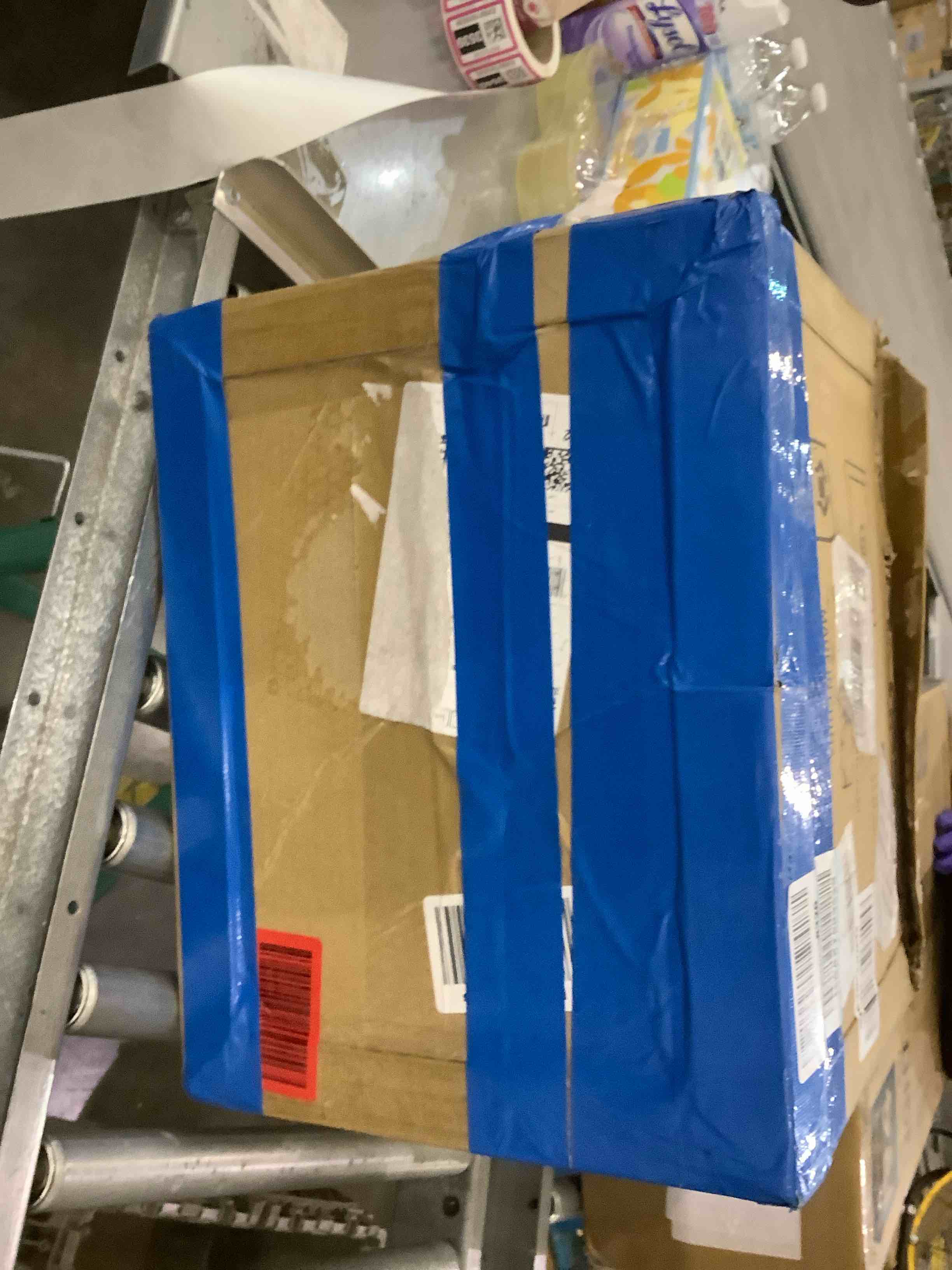 https://s3.amazonaws.com/lotting-images-prod/BargainHunt/EXS01553530_1717505191153.jpeg