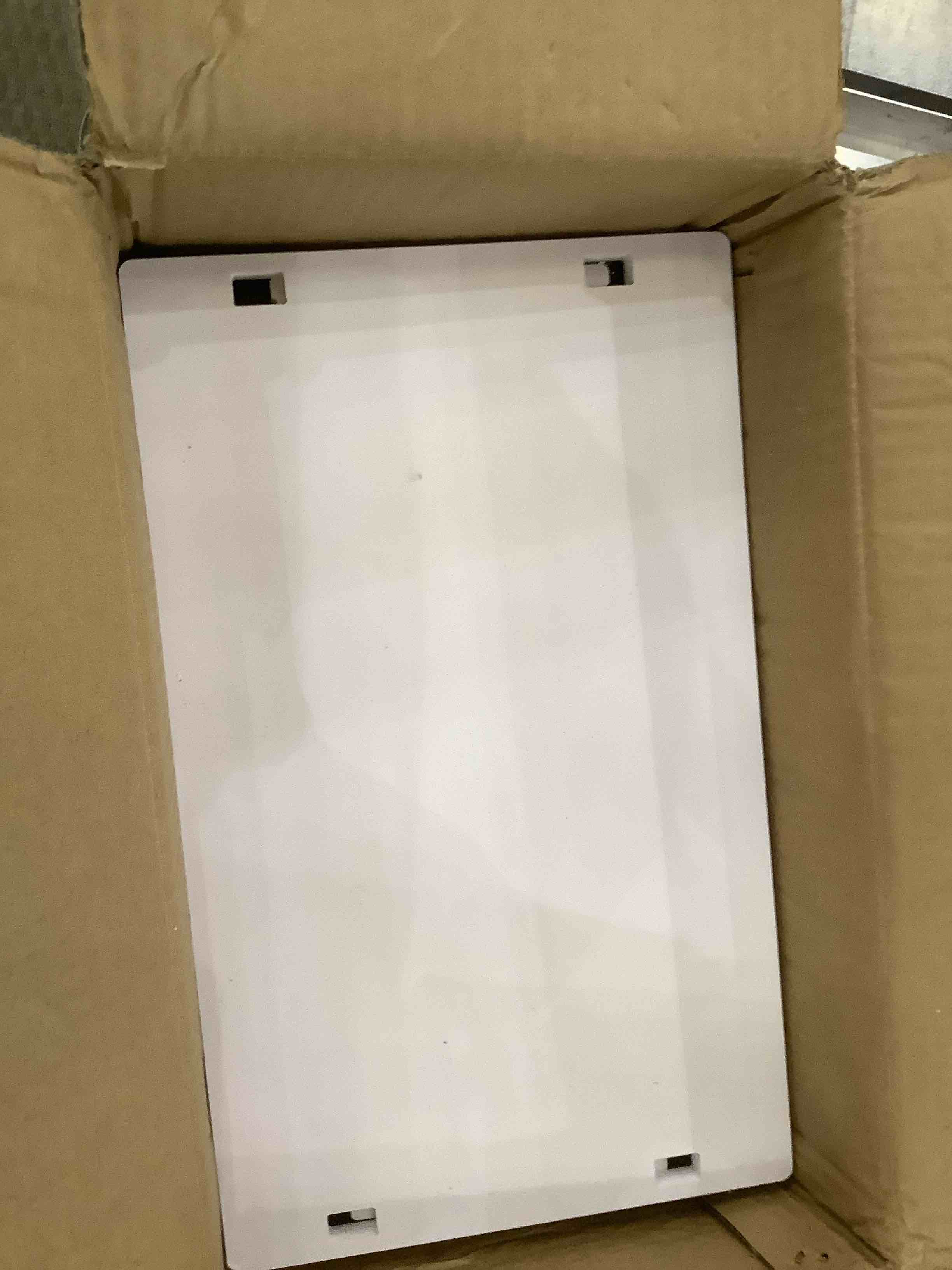https://s3.amazonaws.com/lotting-images-prod/BargainHunt/EXS01553579_1717520598905.jpeg