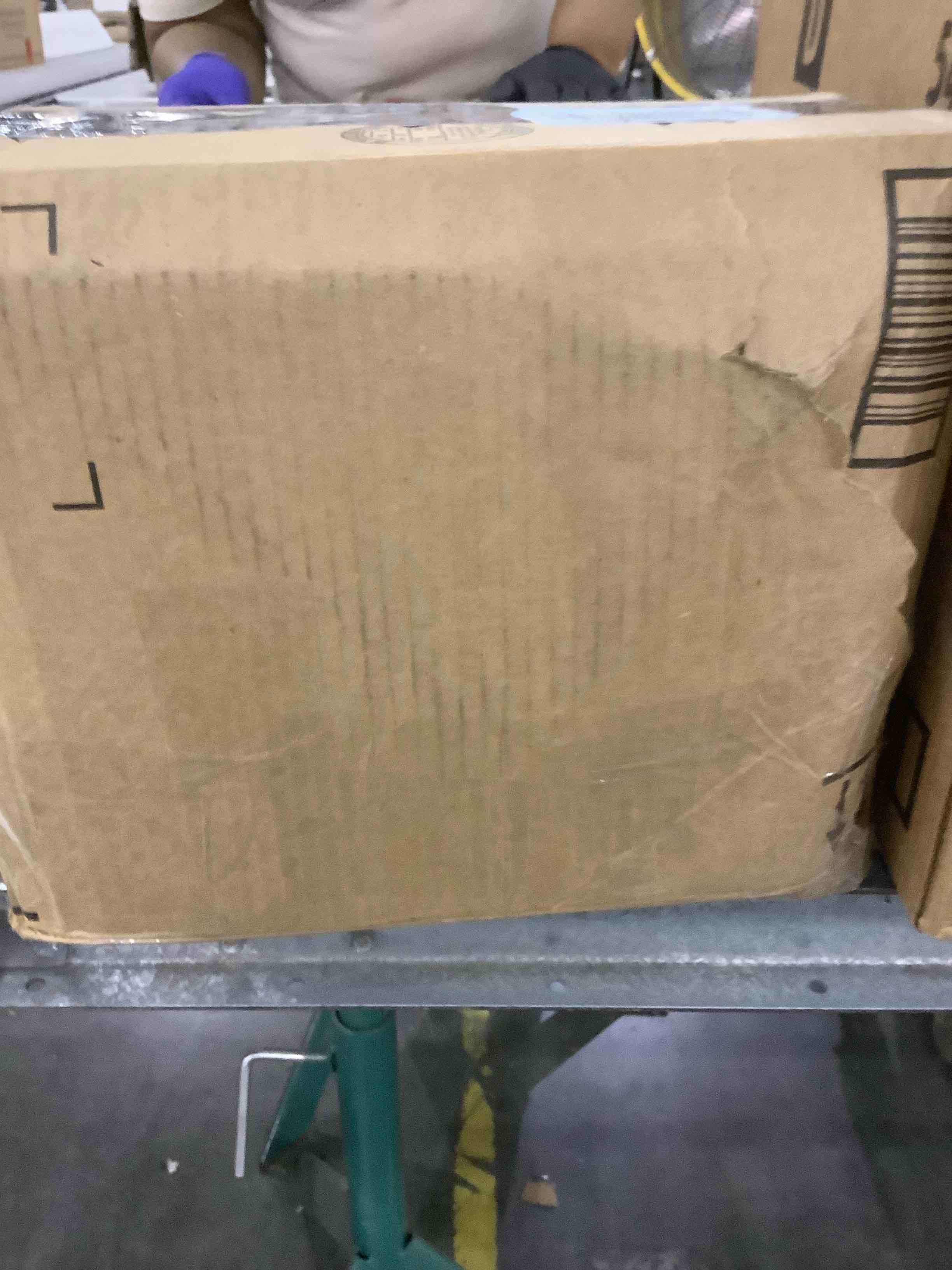 https://s3.amazonaws.com/lotting-images-prod/BargainHunt/EXS01553647_1717596821073.jpeg