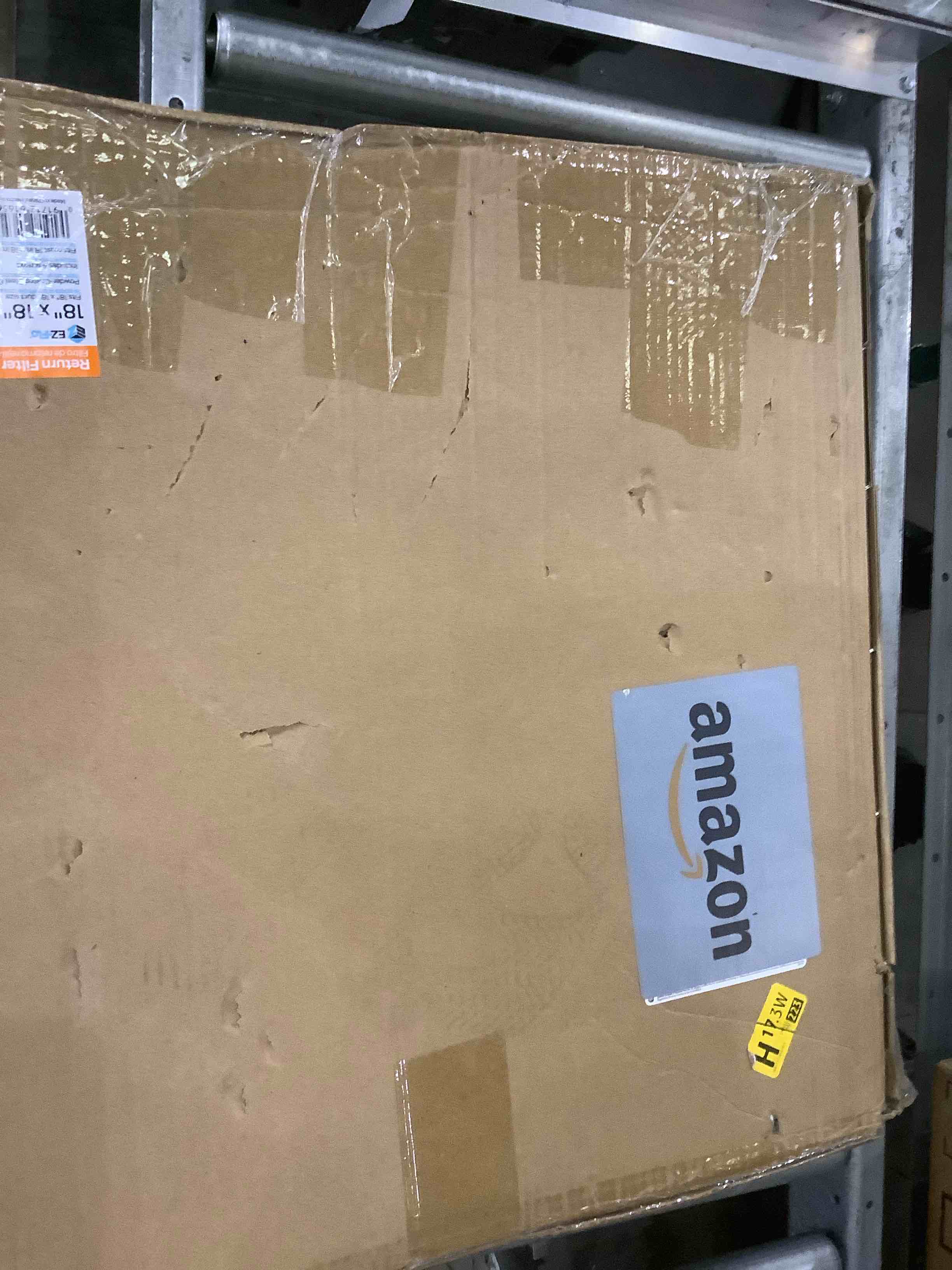 https://s3.amazonaws.com/lotting-images-prod/BargainHunt/EXS01553735_1717681641312.jpeg
