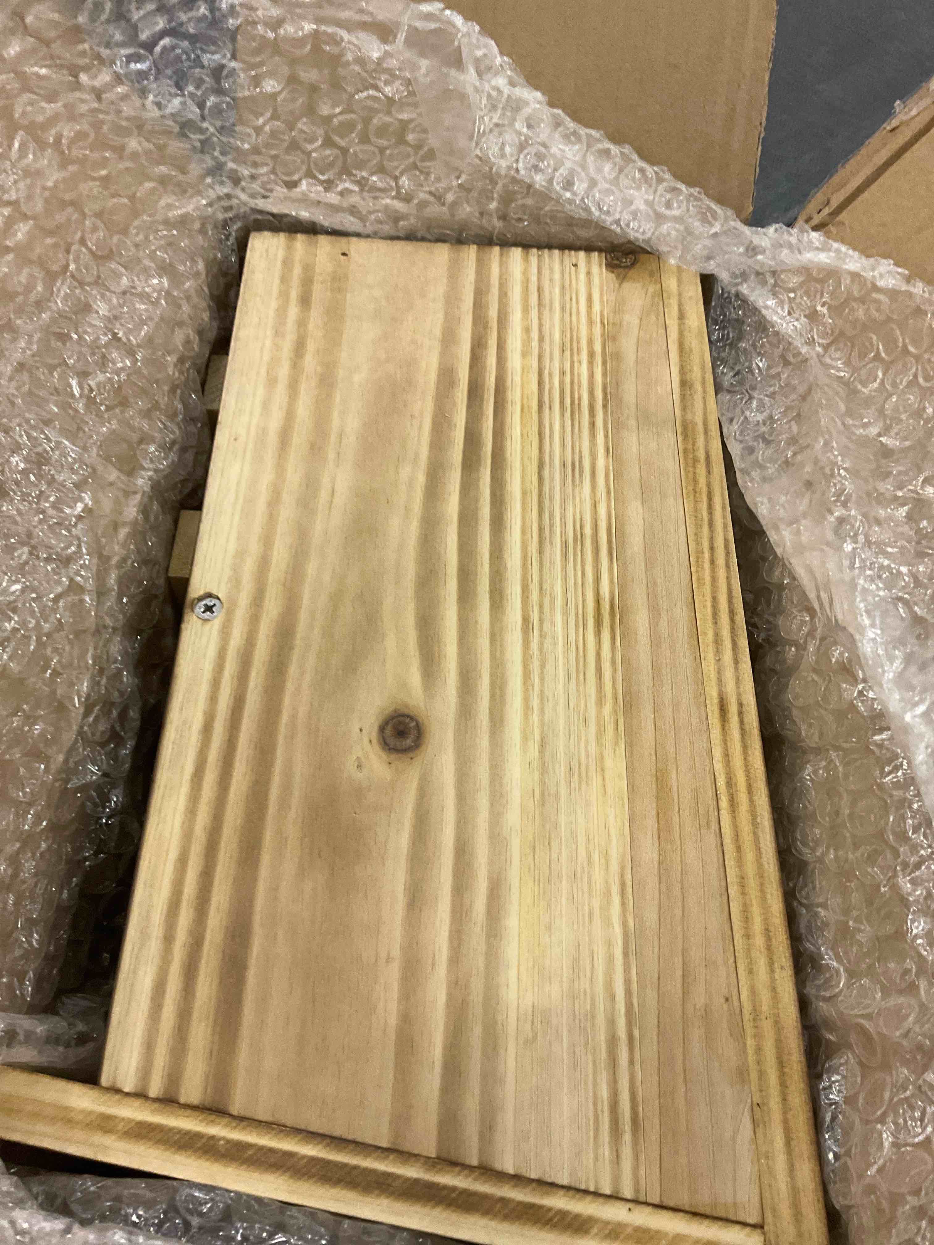 https://s3.amazonaws.com/lotting-images-prod/BargainHunt/EXS01554123_1714141194892.jpeg
