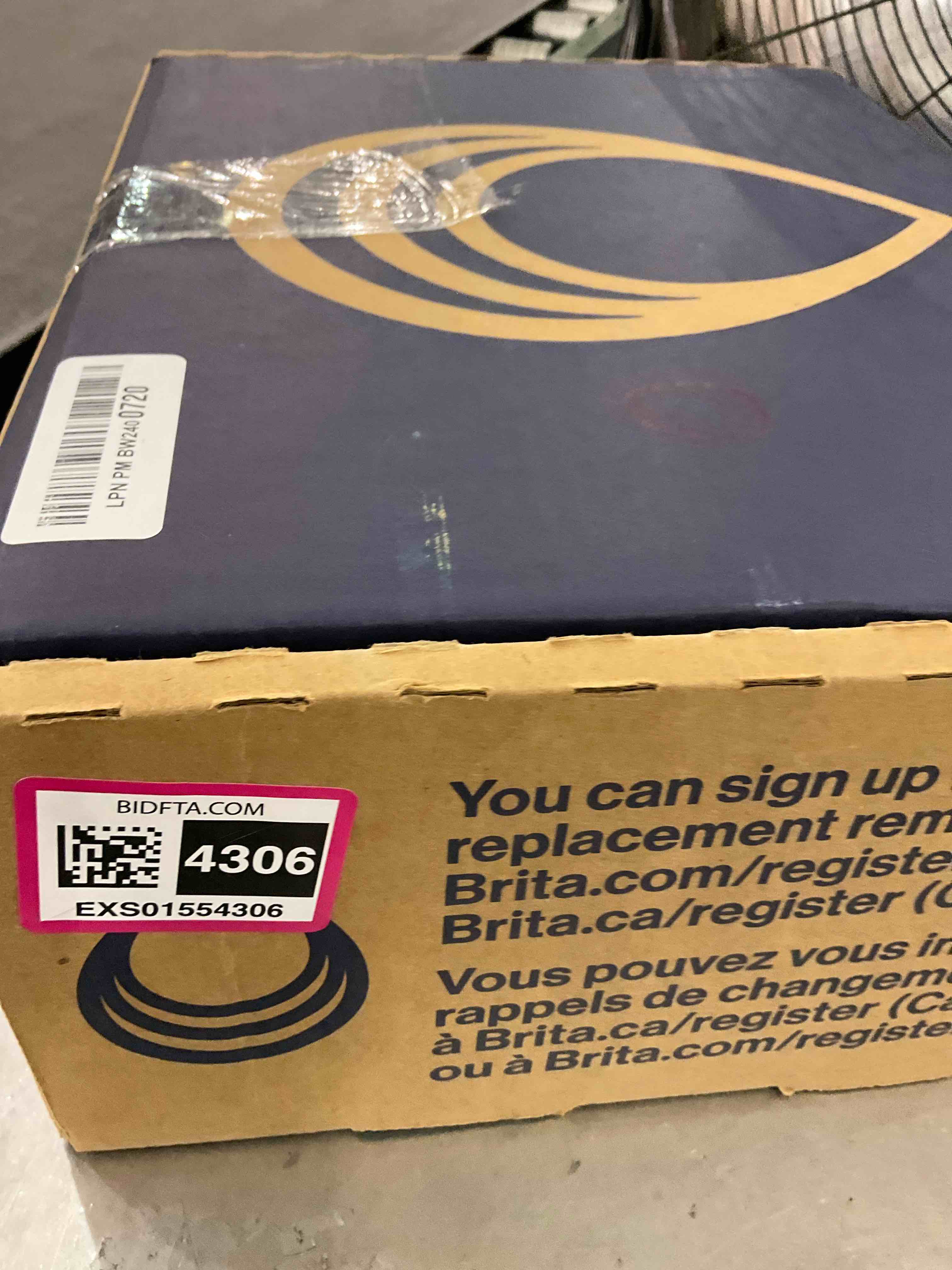 https://s3.amazonaws.com/lotting-images-prod/BargainHunt/EXS01554306_1714398394791.jpeg