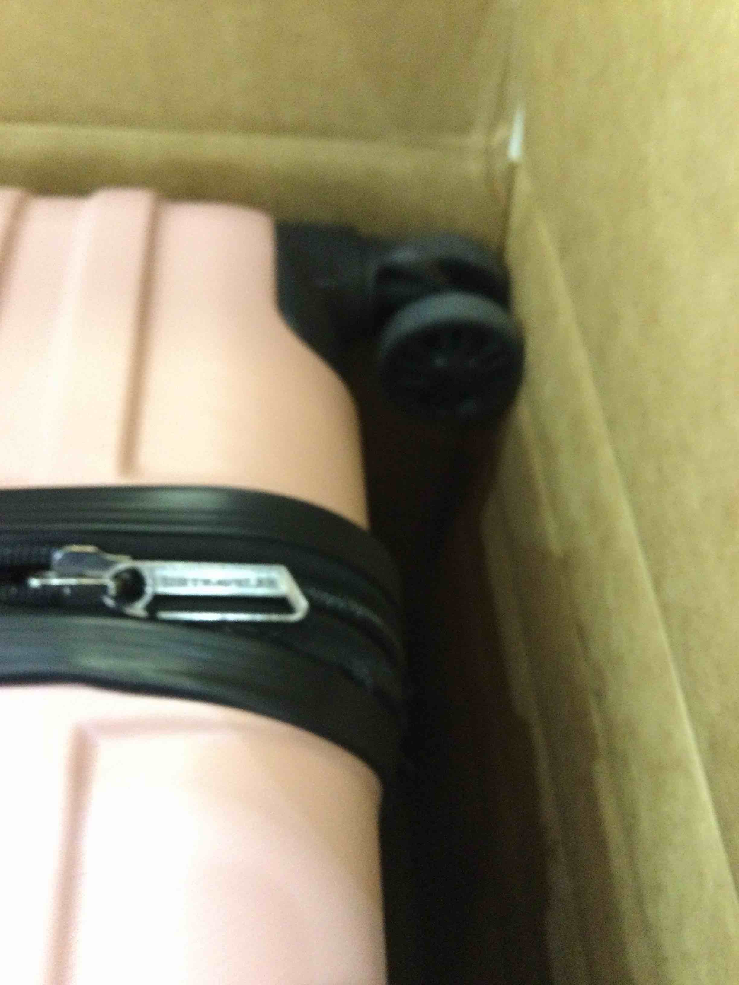 https://s3.amazonaws.com/lotting-images-prod/BargainHunt/EXS01554603_1714055996640.jpeg