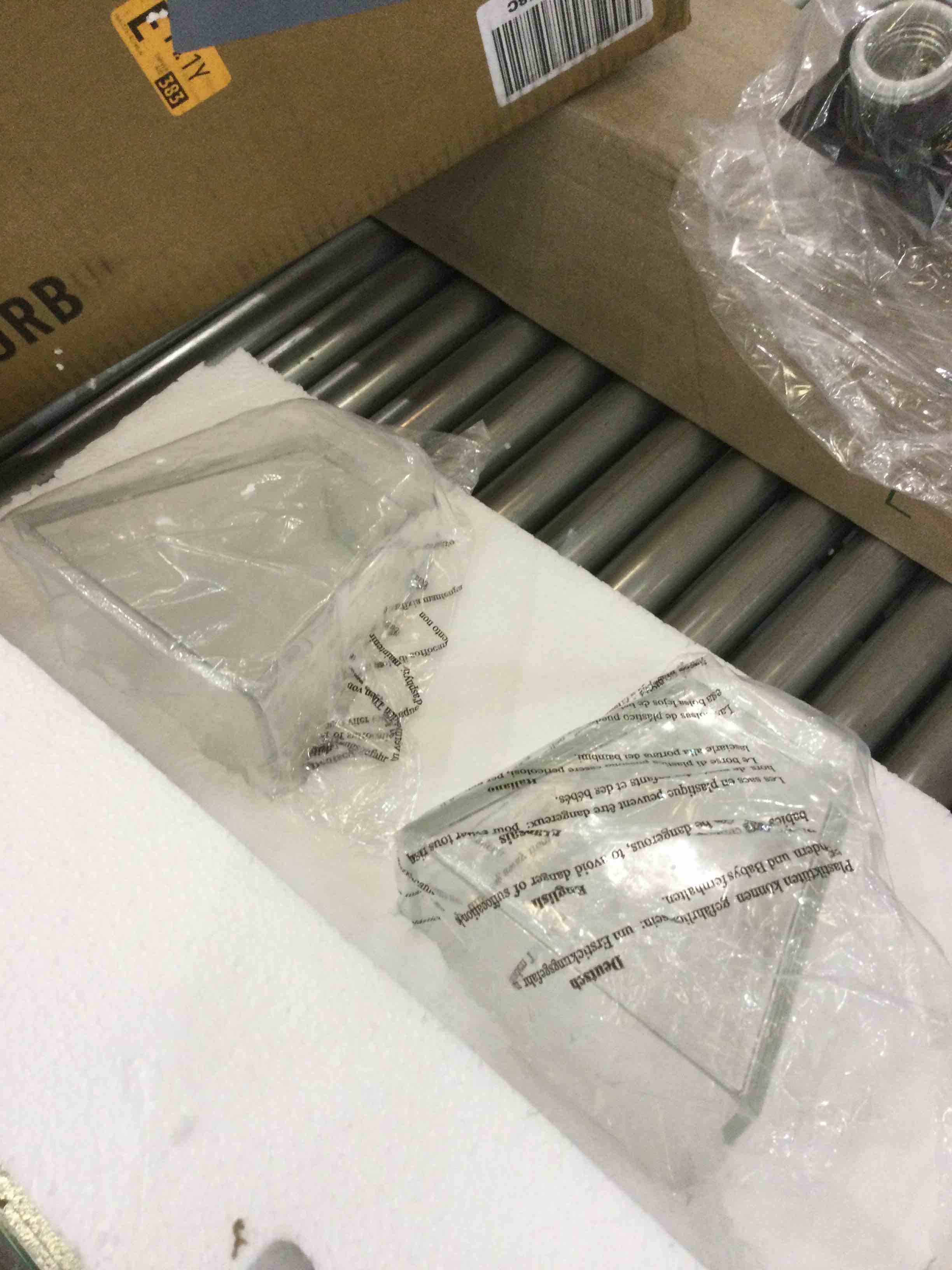https://s3.amazonaws.com/lotting-images-prod/BargainHunt/EXS01554707_1714144925236.jpeg