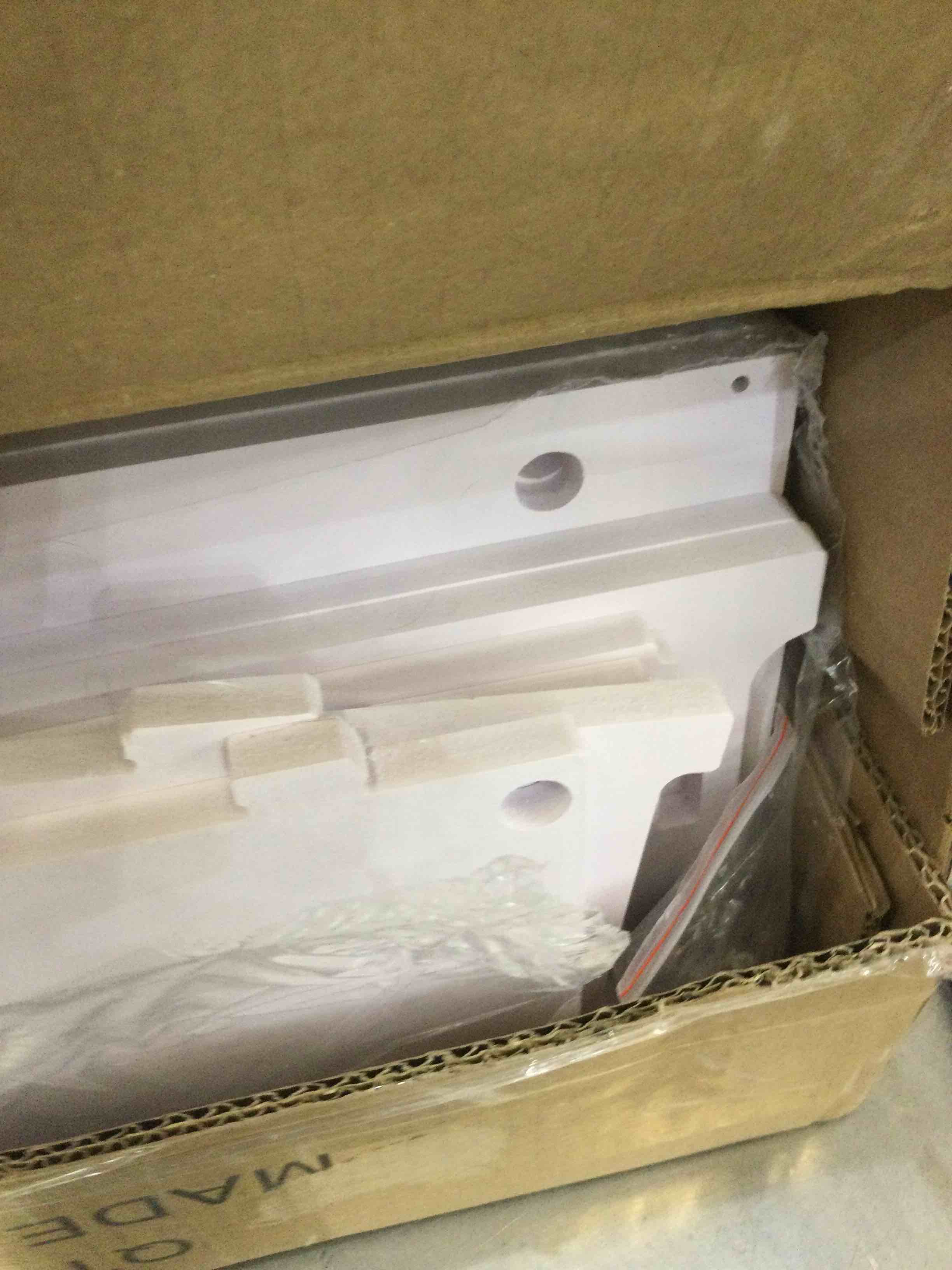 https://s3.amazonaws.com/lotting-images-prod/BargainHunt/EXS01554740_1714157118783.jpeg