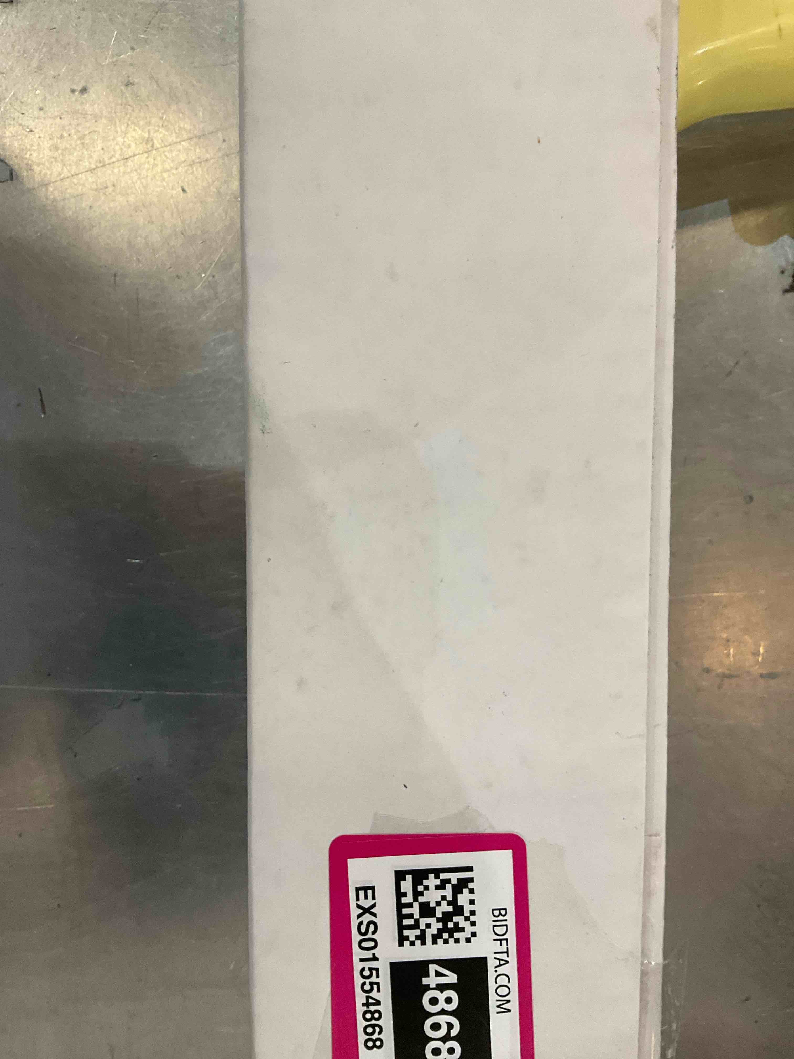 https://s3.amazonaws.com/lotting-images-prod/BargainHunt/EXS01554868_1714411410714.jpeg
