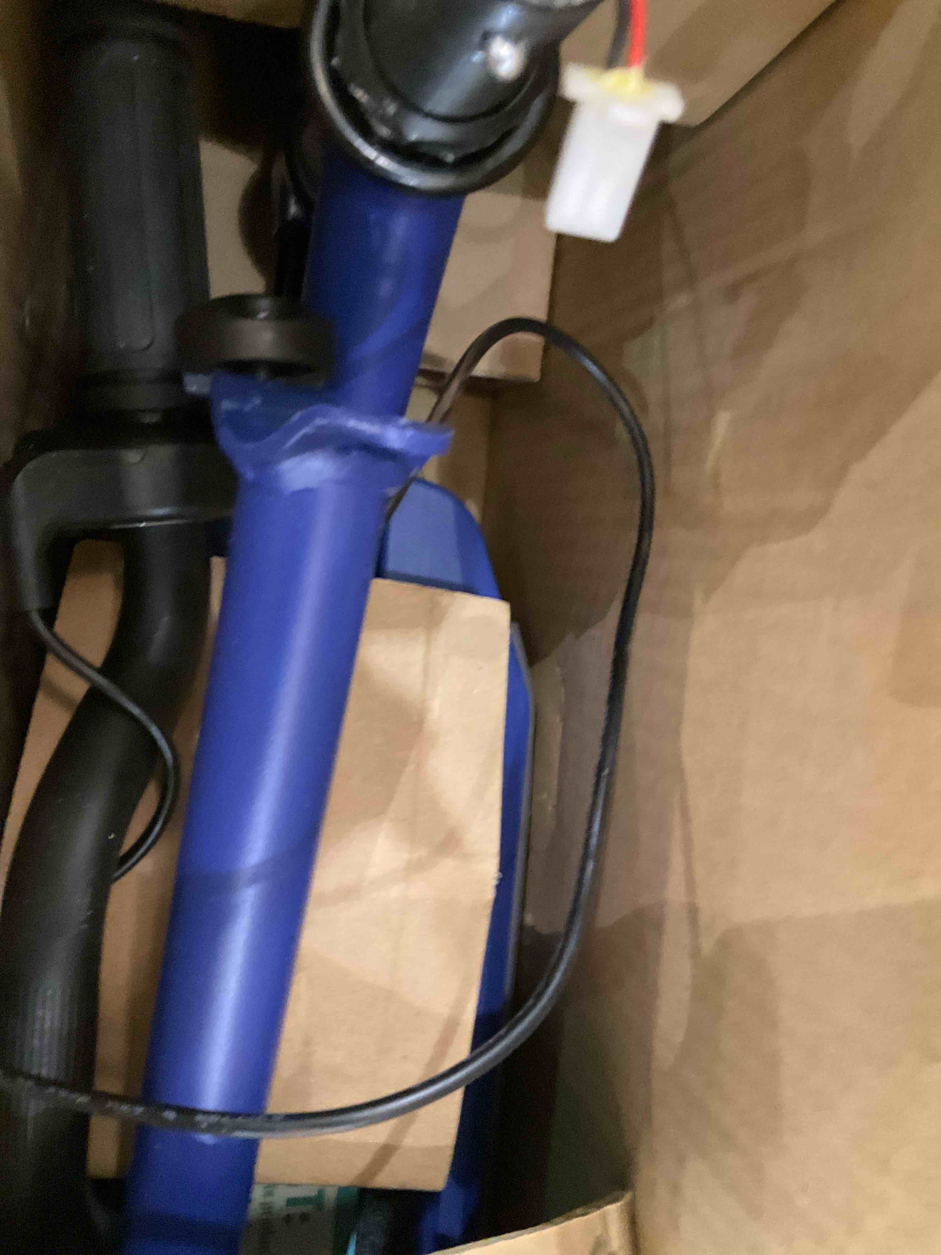 https://s3.amazonaws.com/lotting-images-prod/BargainHunt/EXS01554948_1714483549997.jpeg