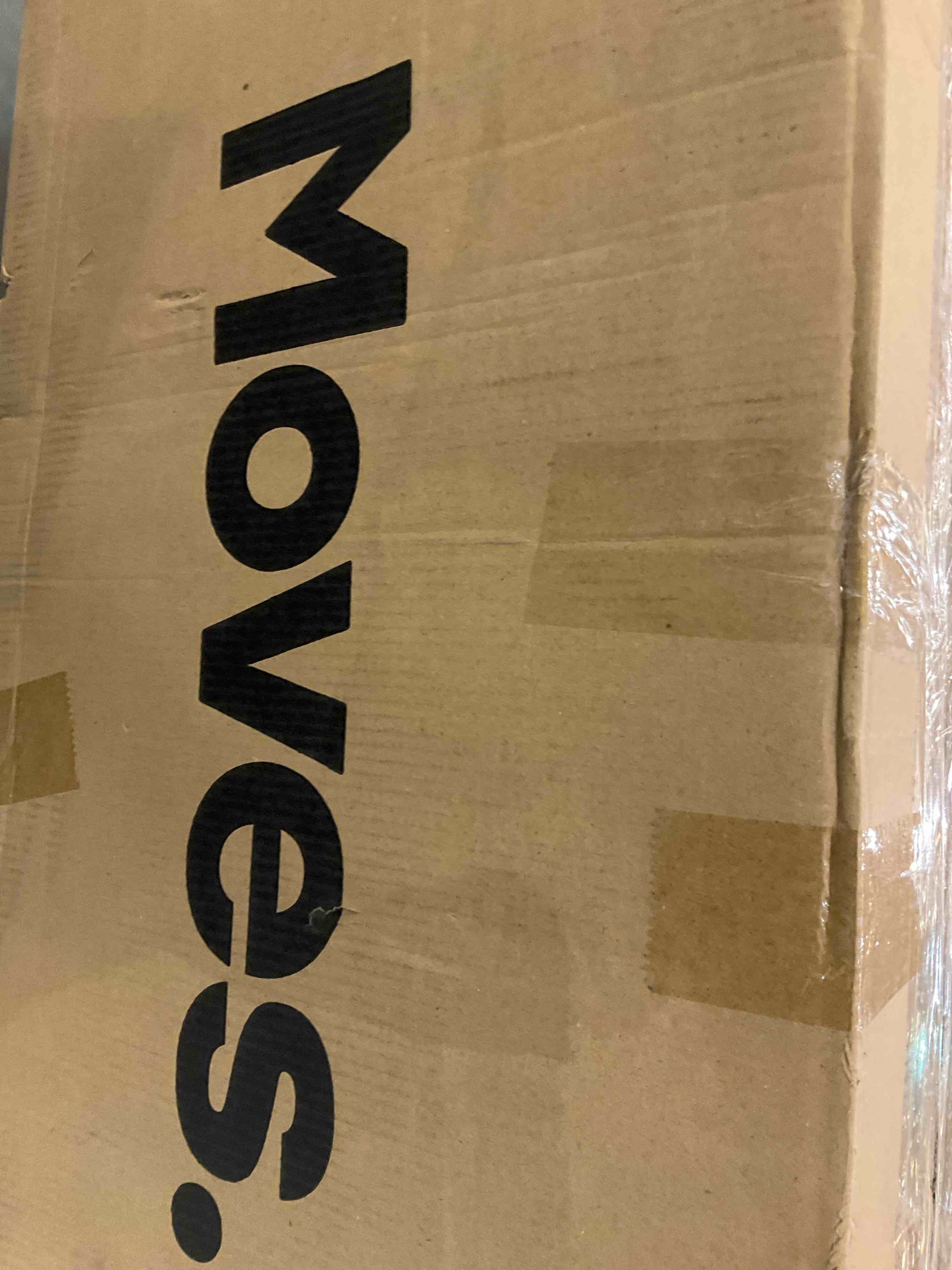 https://s3.amazonaws.com/lotting-images-prod/BargainHunt/EXS01554948_1714483596191.jpeg