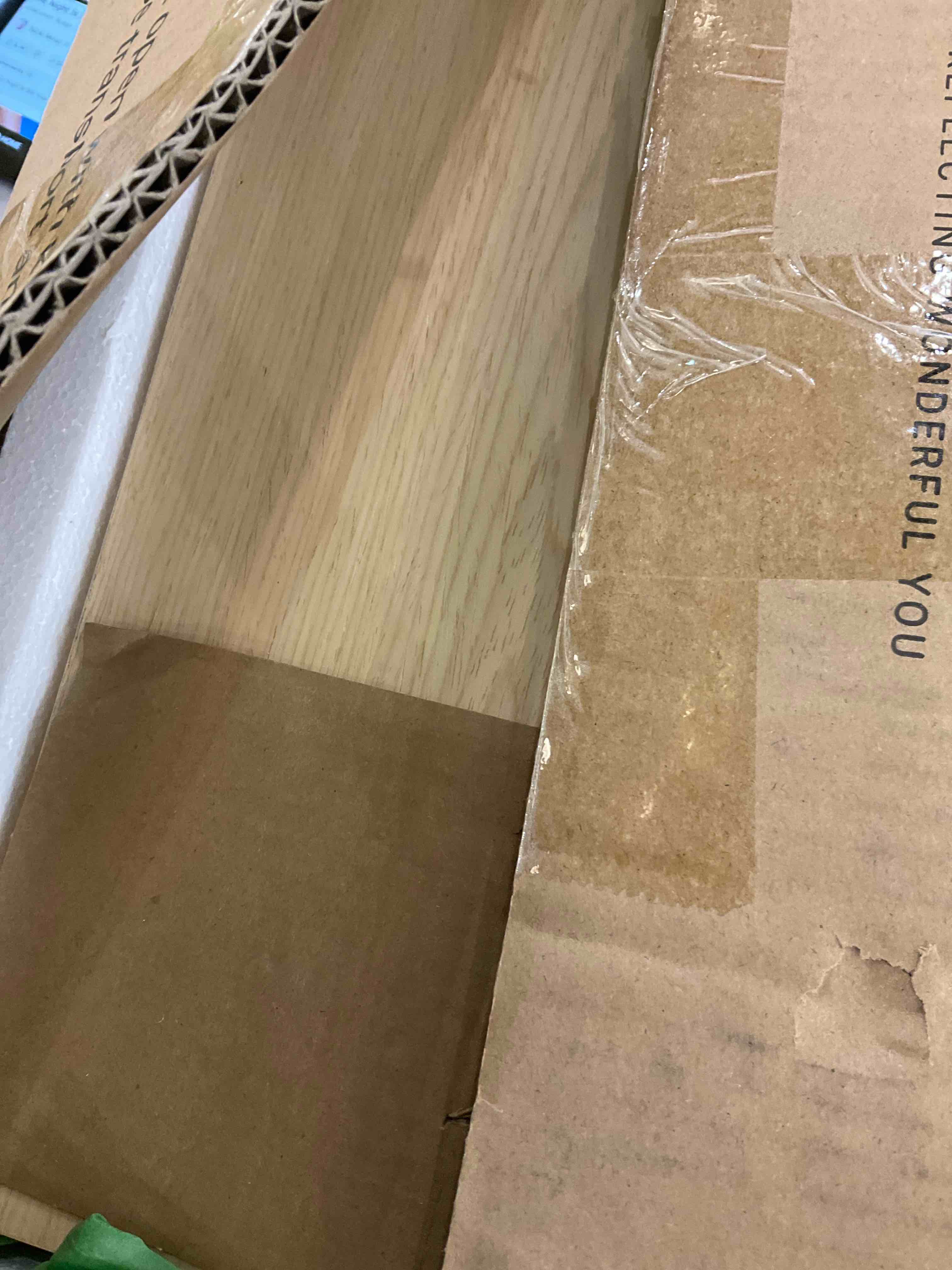 https://s3.amazonaws.com/lotting-images-prod/BargainHunt/EXS01555111_1715267193552.jpeg