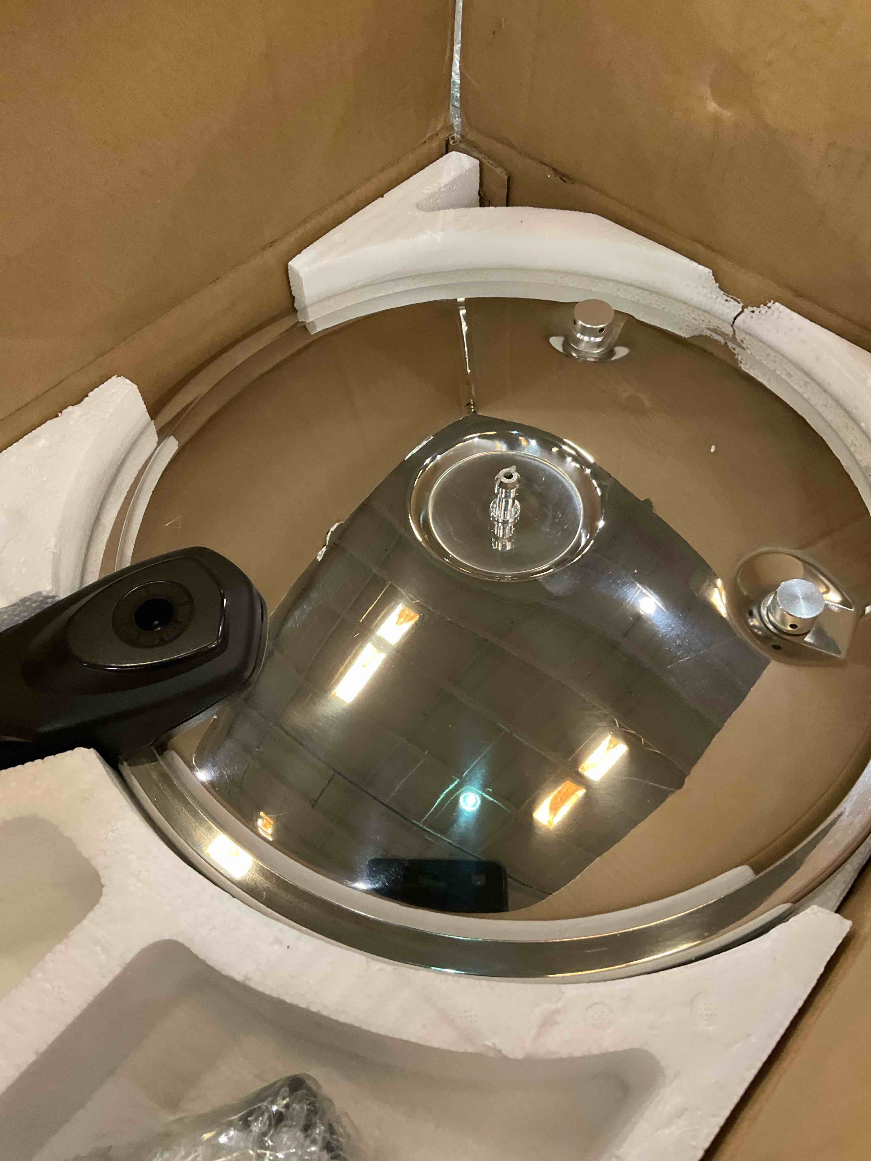pressure cooker