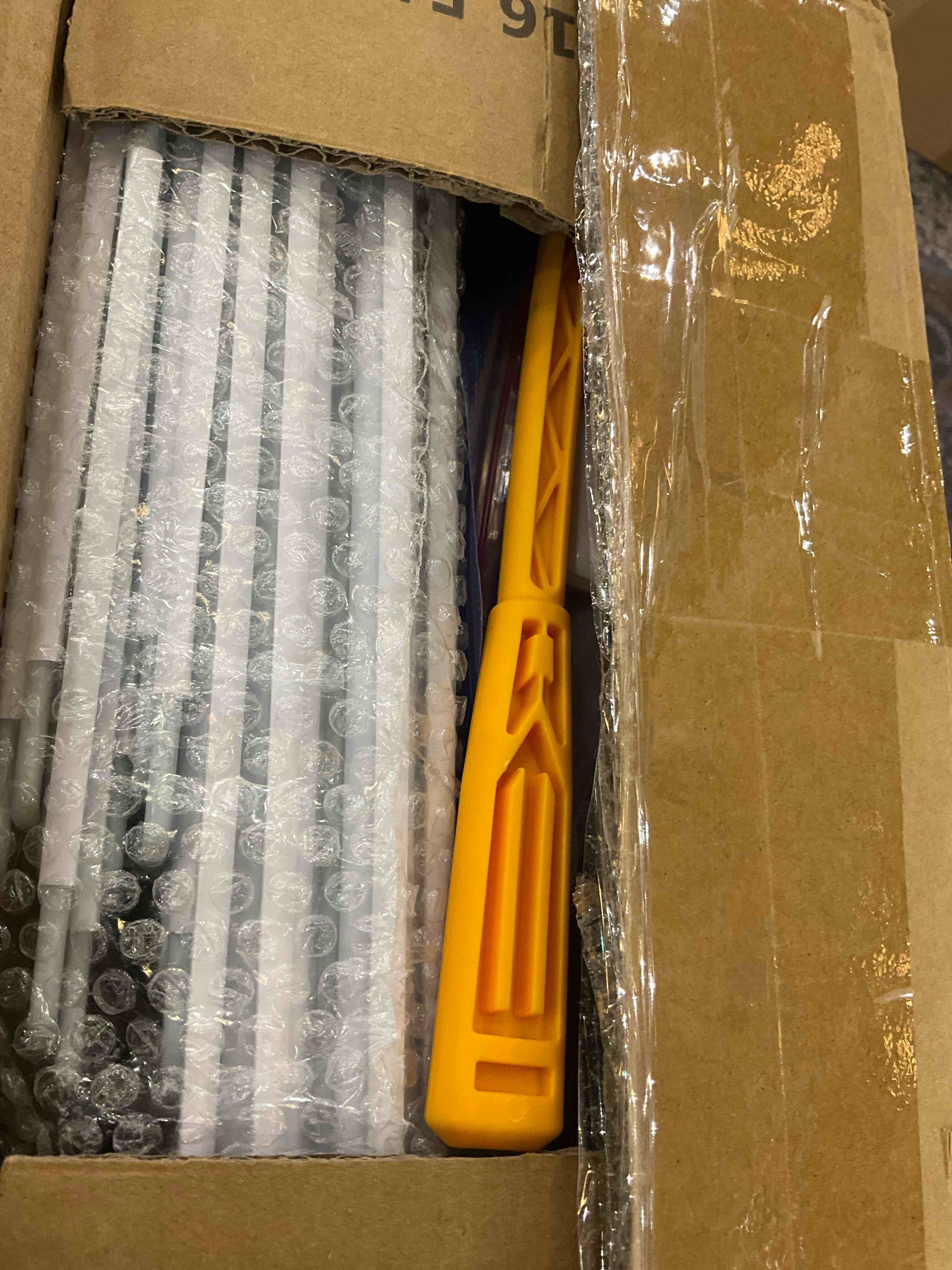 https://s3.amazonaws.com/lotting-images-prod/BargainHunt/EXS01555286_1715352965304.jpeg