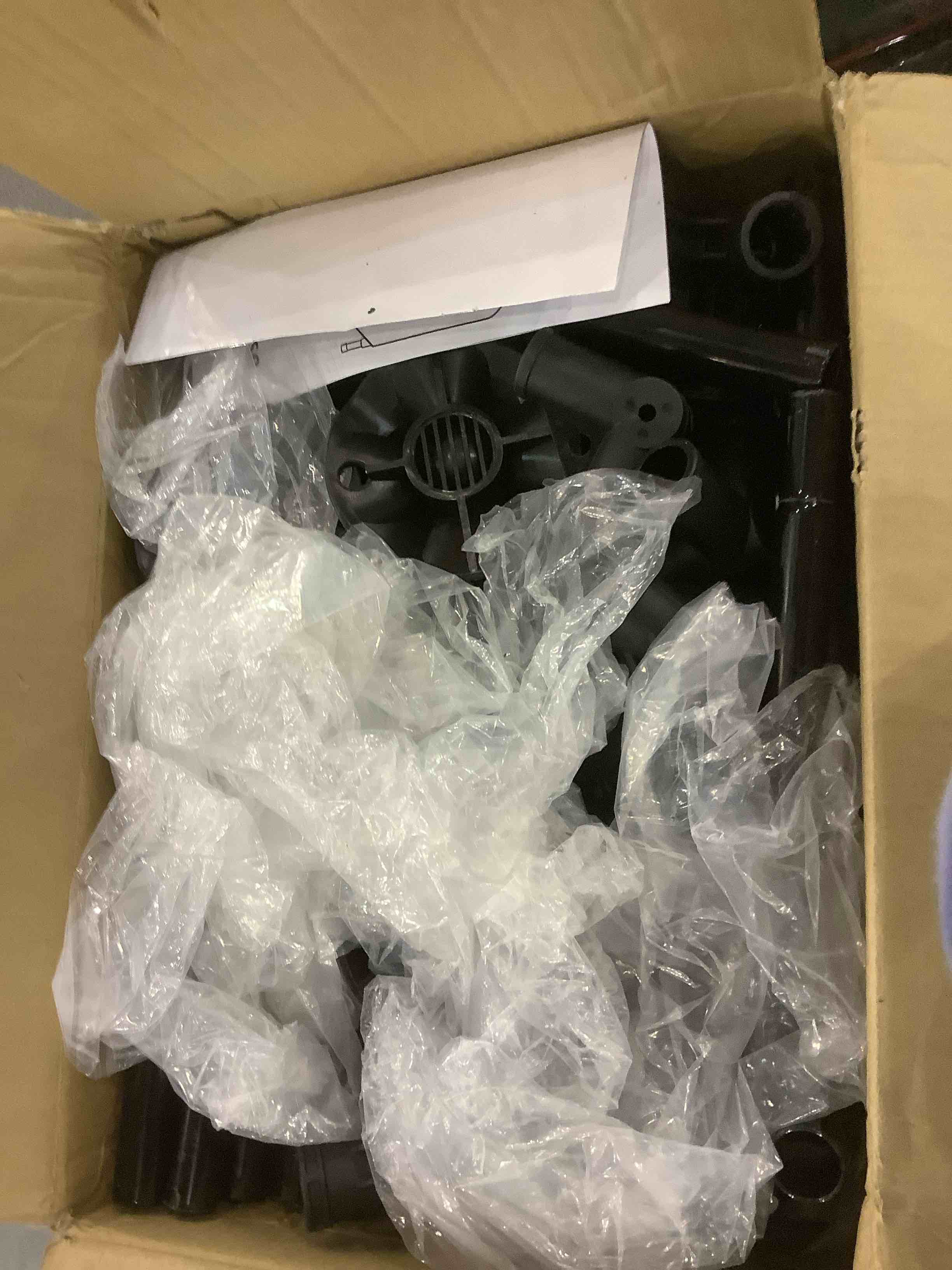 https://s3.amazonaws.com/lotting-images-prod/BargainHunt/EXS01555501_1713871228647.jpeg