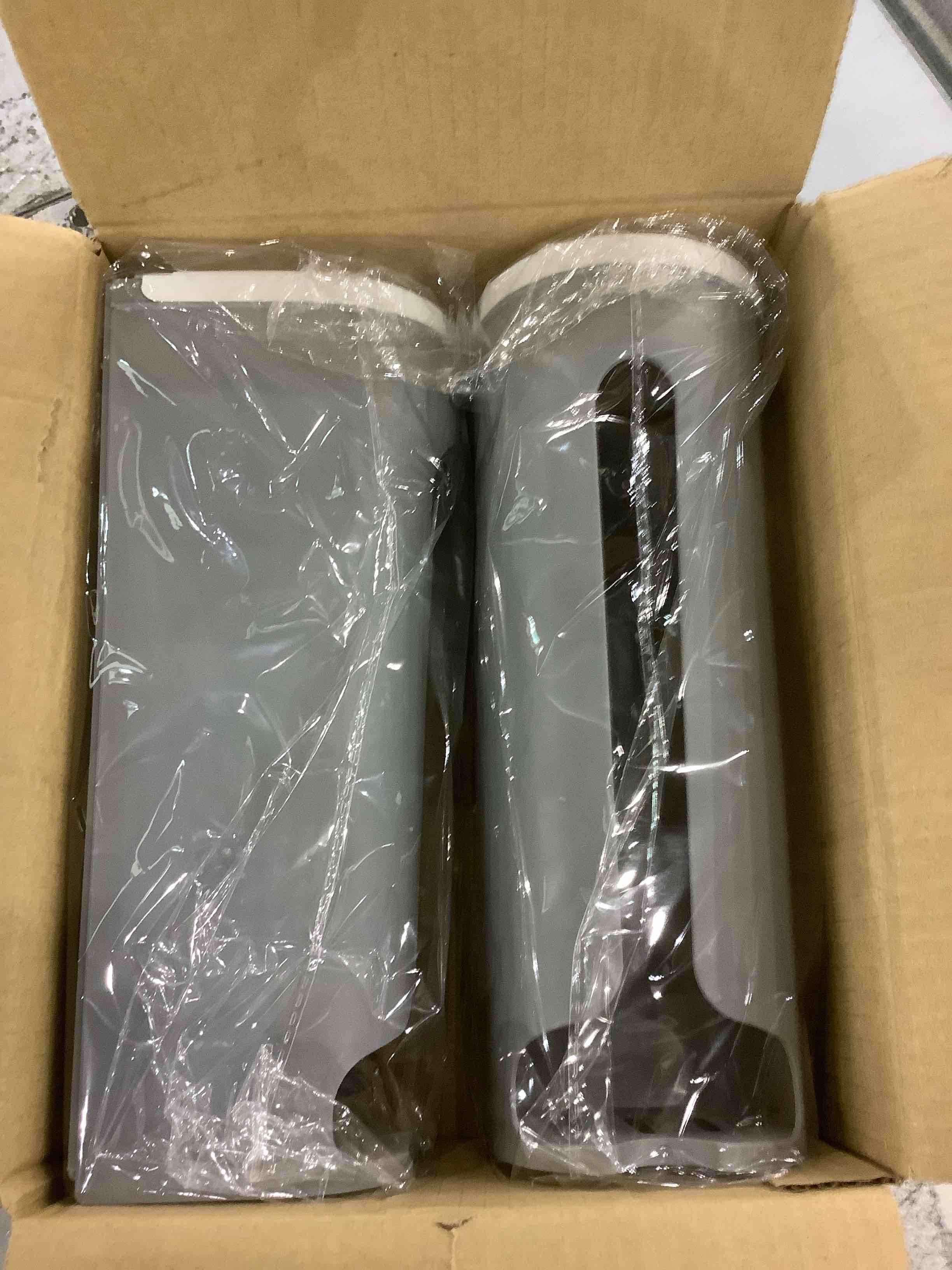 https://s3.amazonaws.com/lotting-images-prod/BargainHunt/EXS01555503_1713871367140.jpeg