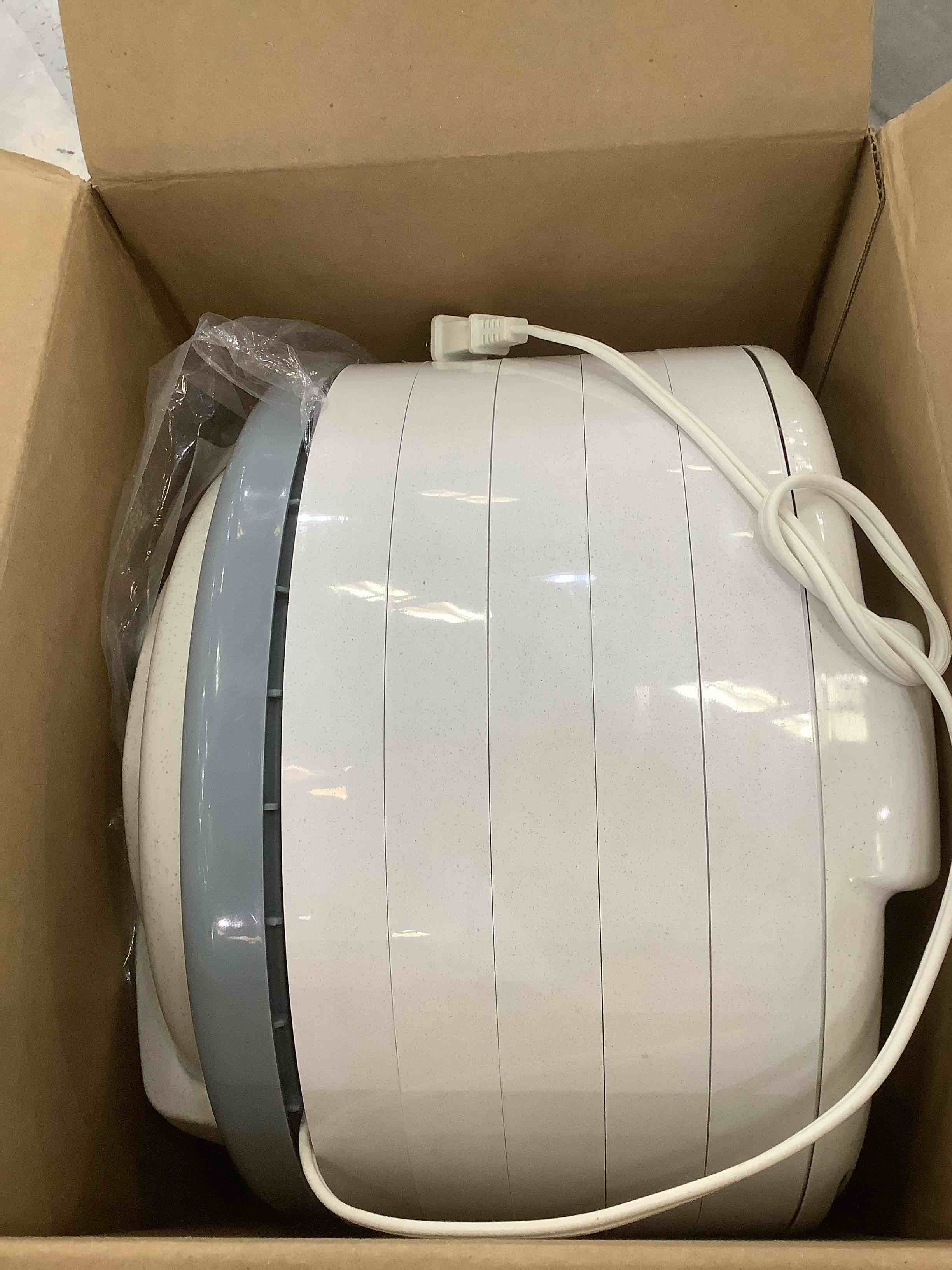 https://s3.amazonaws.com/lotting-images-prod/BargainHunt/EXS01555614_1713891378566.jpeg