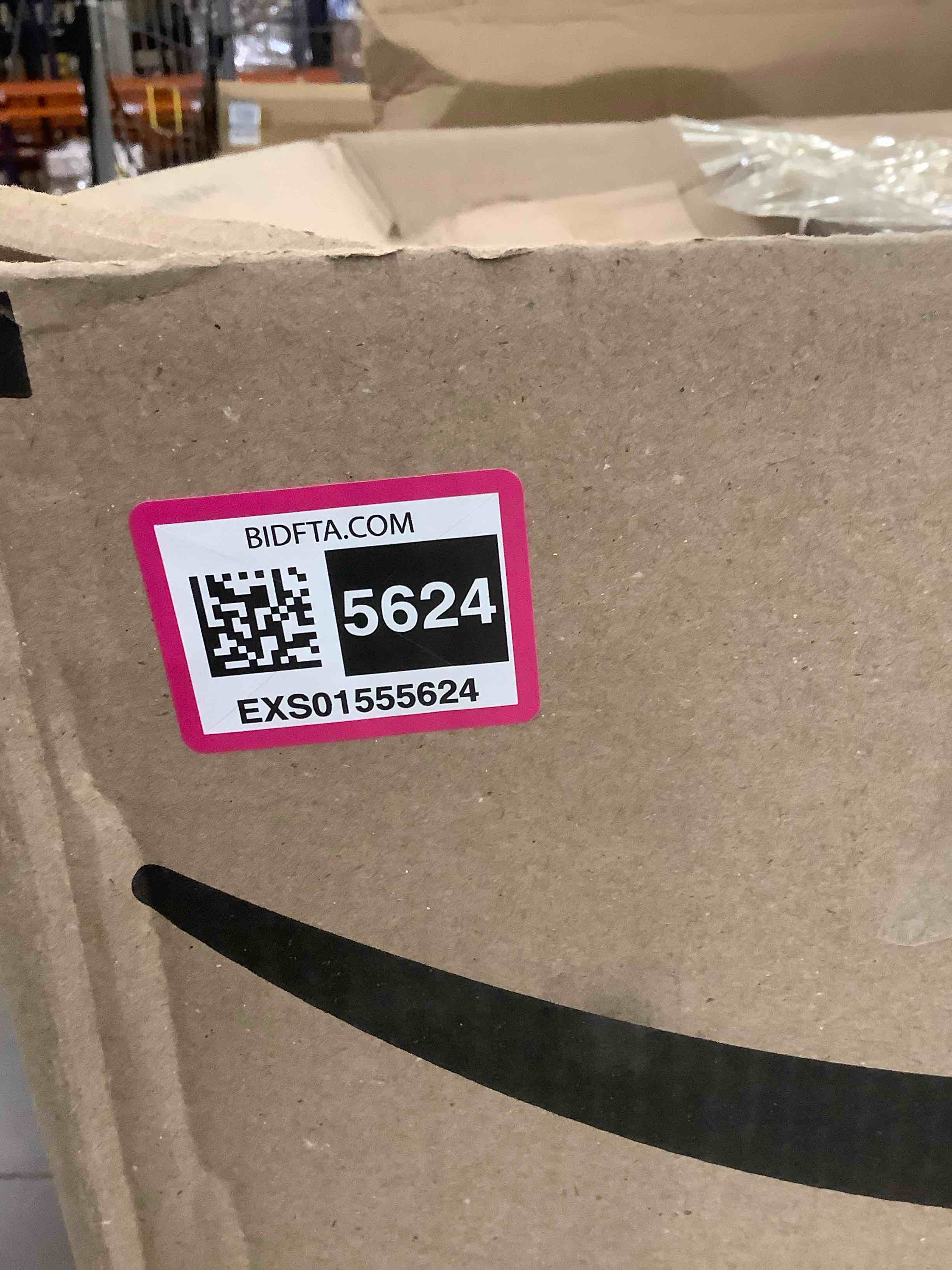 https://s3.amazonaws.com/lotting-images-prod/BargainHunt/EXS01555624_1713892389923.jpeg