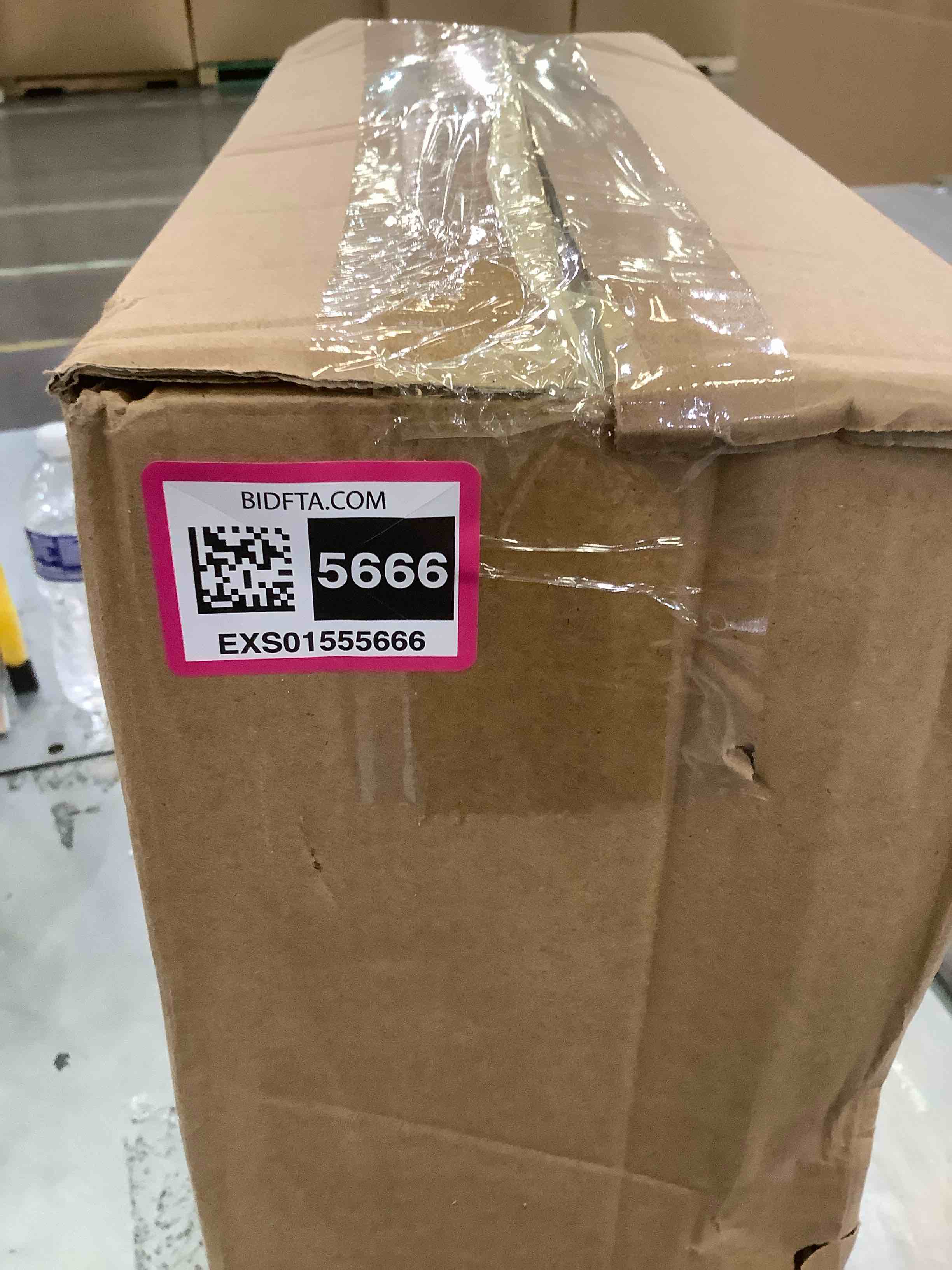 https://s3.amazonaws.com/lotting-images-prod/BargainHunt/EXS01555666_1713898456576.jpeg