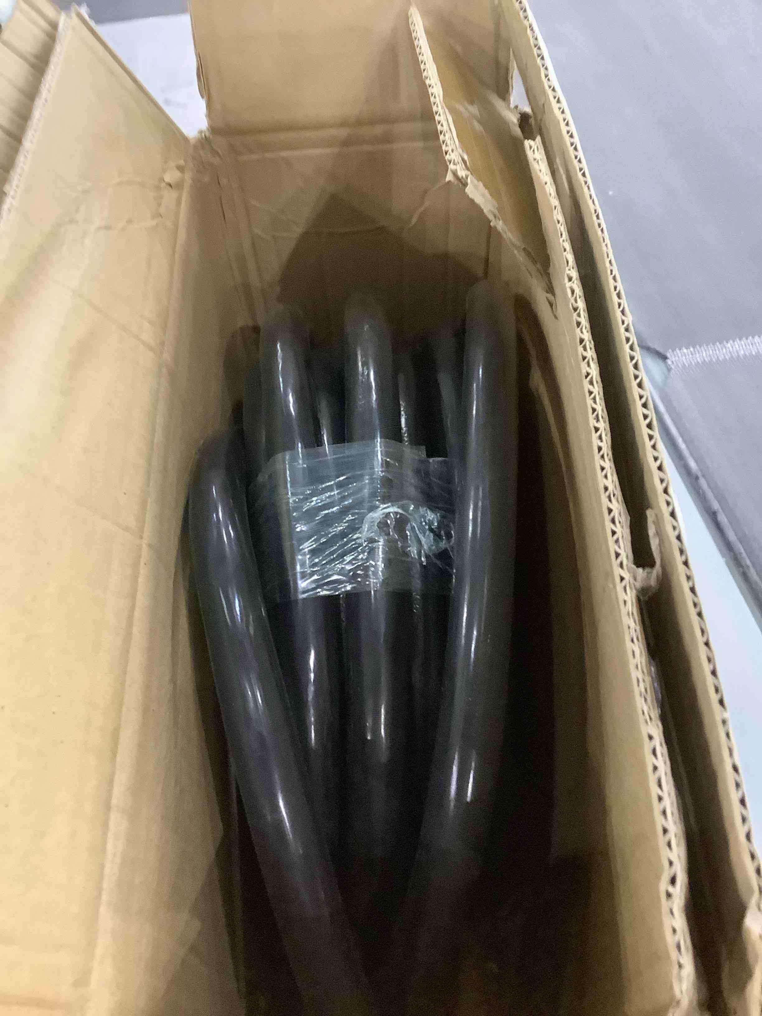 https://s3.amazonaws.com/lotting-images-prod/BargainHunt/EXS01555697_1714046071018.jpeg