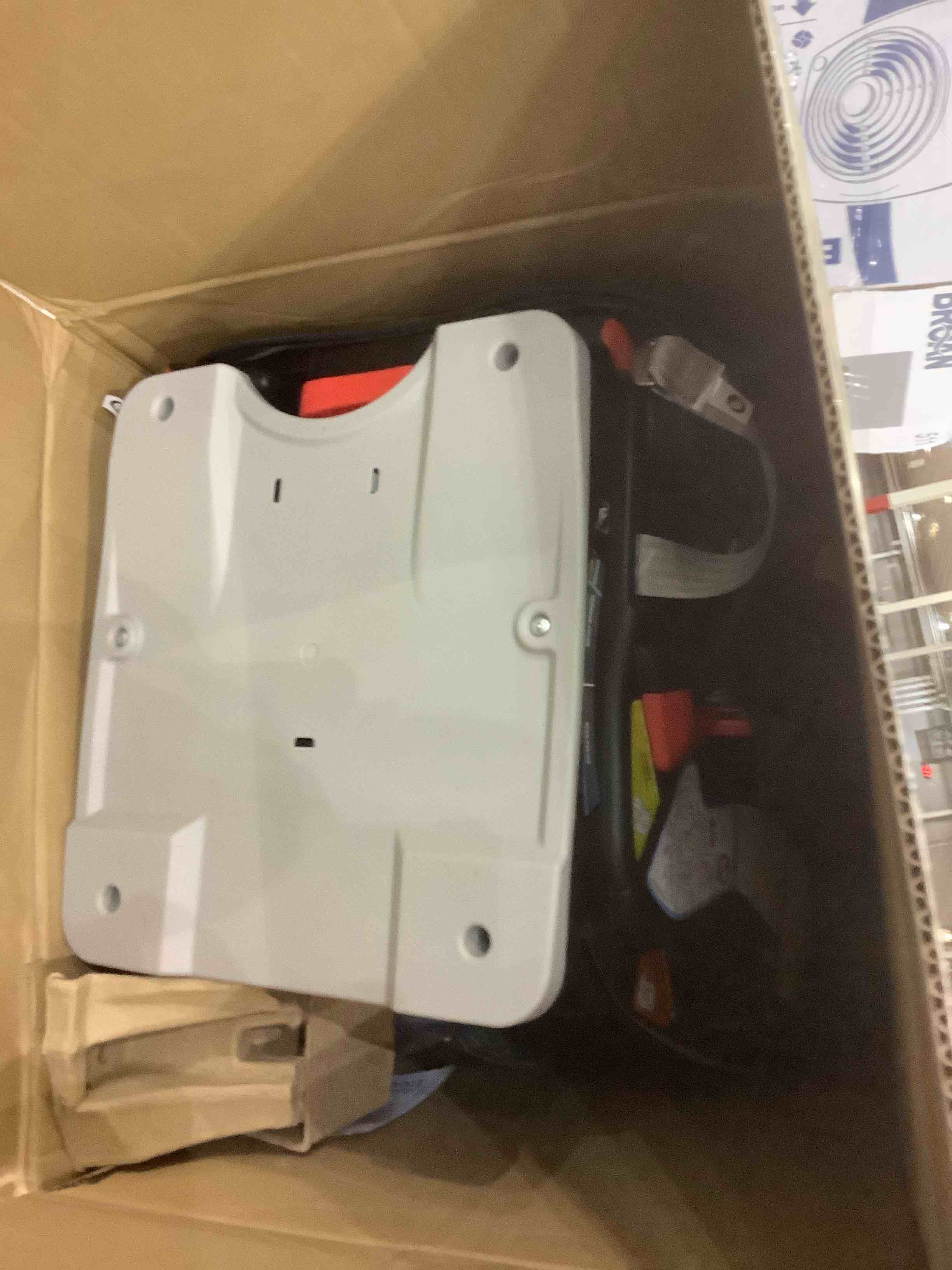 https://s3.amazonaws.com/lotting-images-prod/BargainHunt/EXS01555706_1714047731726.jpeg