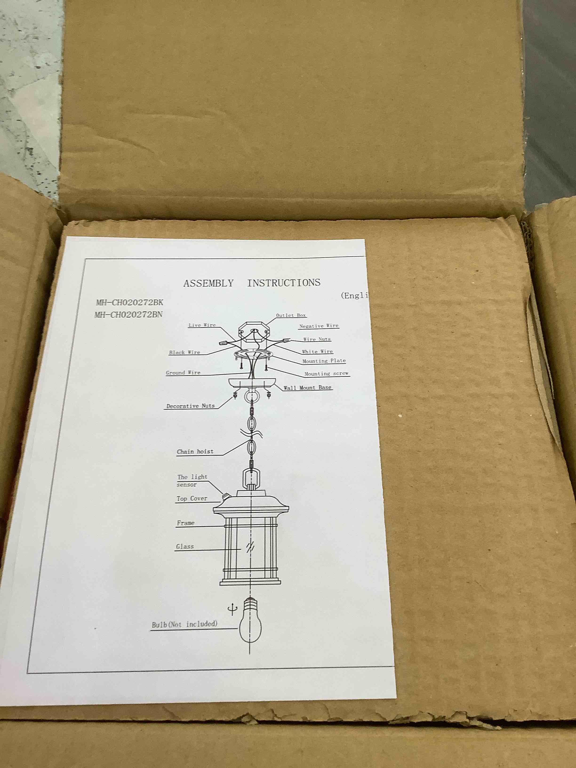 https://s3.amazonaws.com/lotting-images-prod/BargainHunt/EXS01555780_1714059298924.jpeg