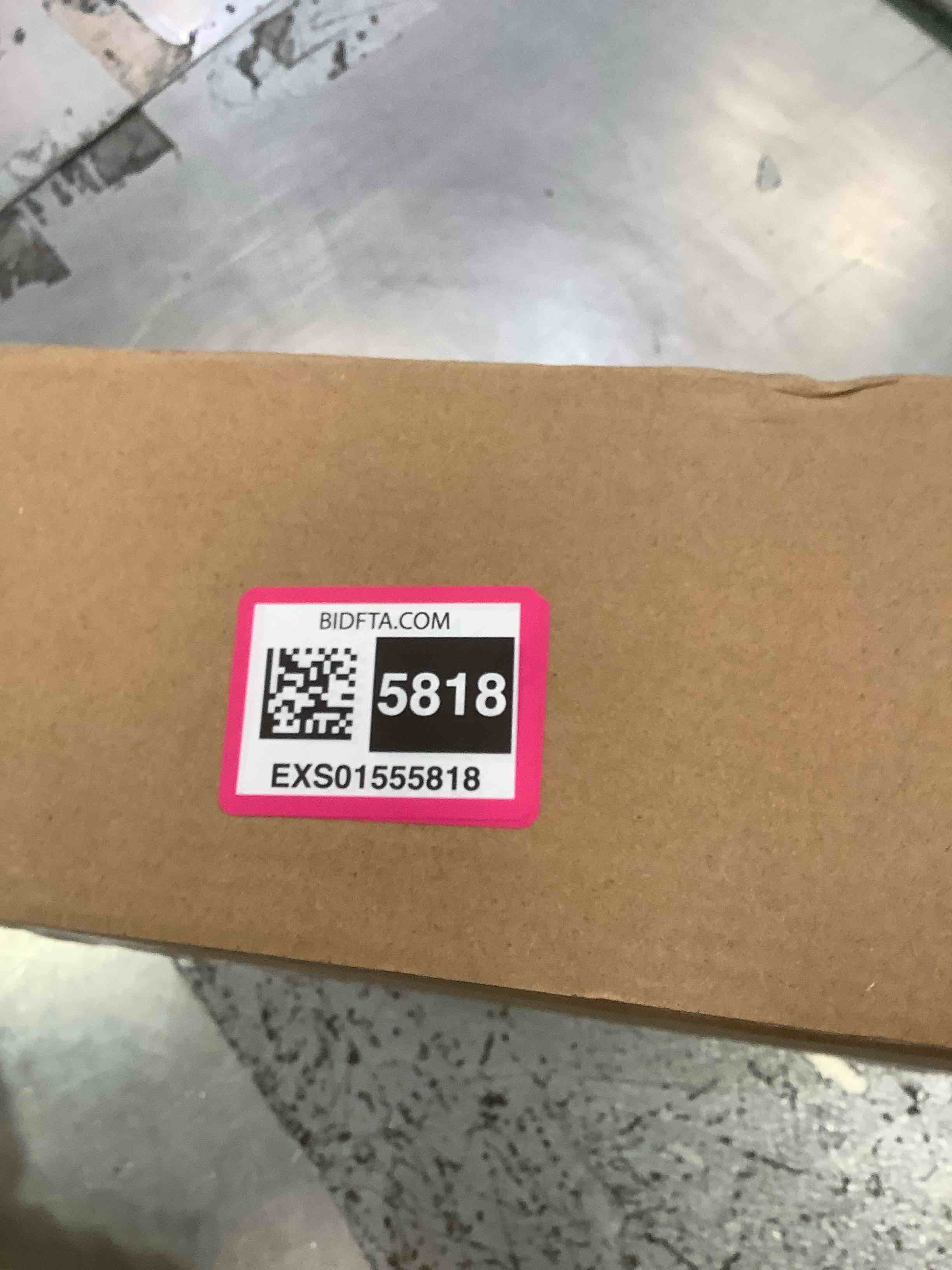 https://s3.amazonaws.com/lotting-images-prod/BargainHunt/EXS01555818_1714067020832.jpeg