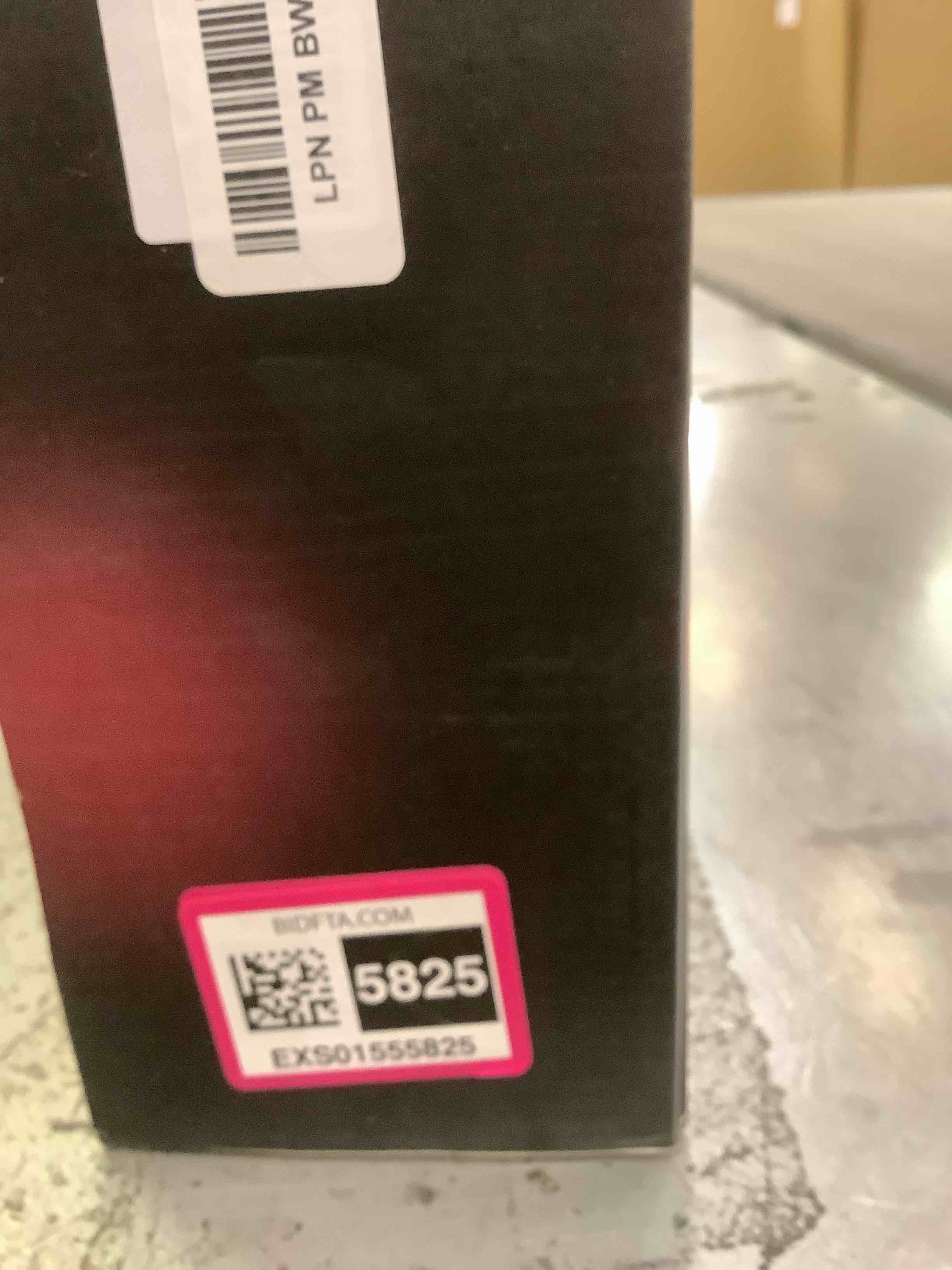 https://s3.amazonaws.com/lotting-images-prod/BargainHunt/EXS01555825_1714069625591.jpeg