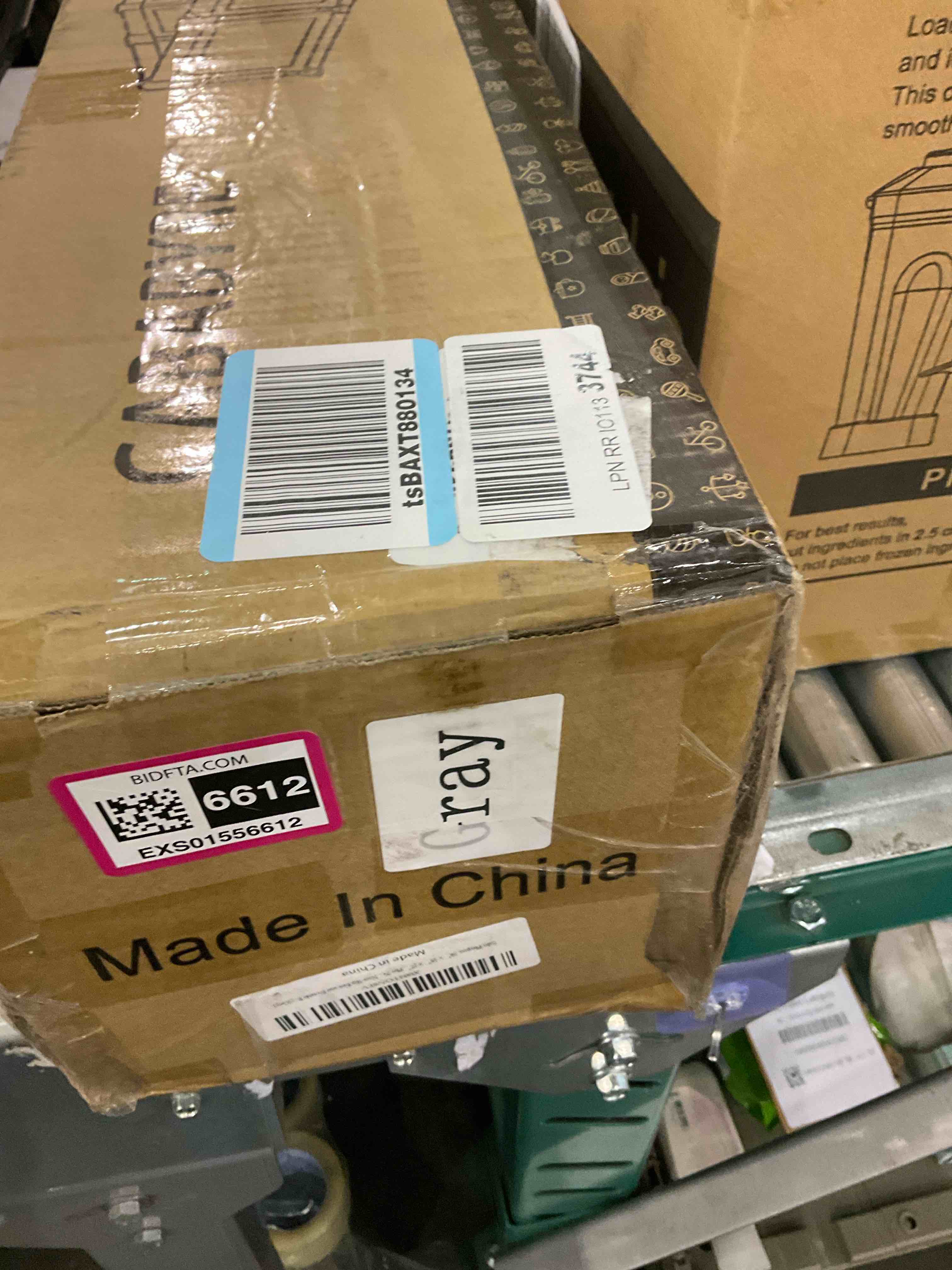 https://s3.amazonaws.com/lotting-images-prod/BargainHunt/EXS01556612_1714996152797.jpeg