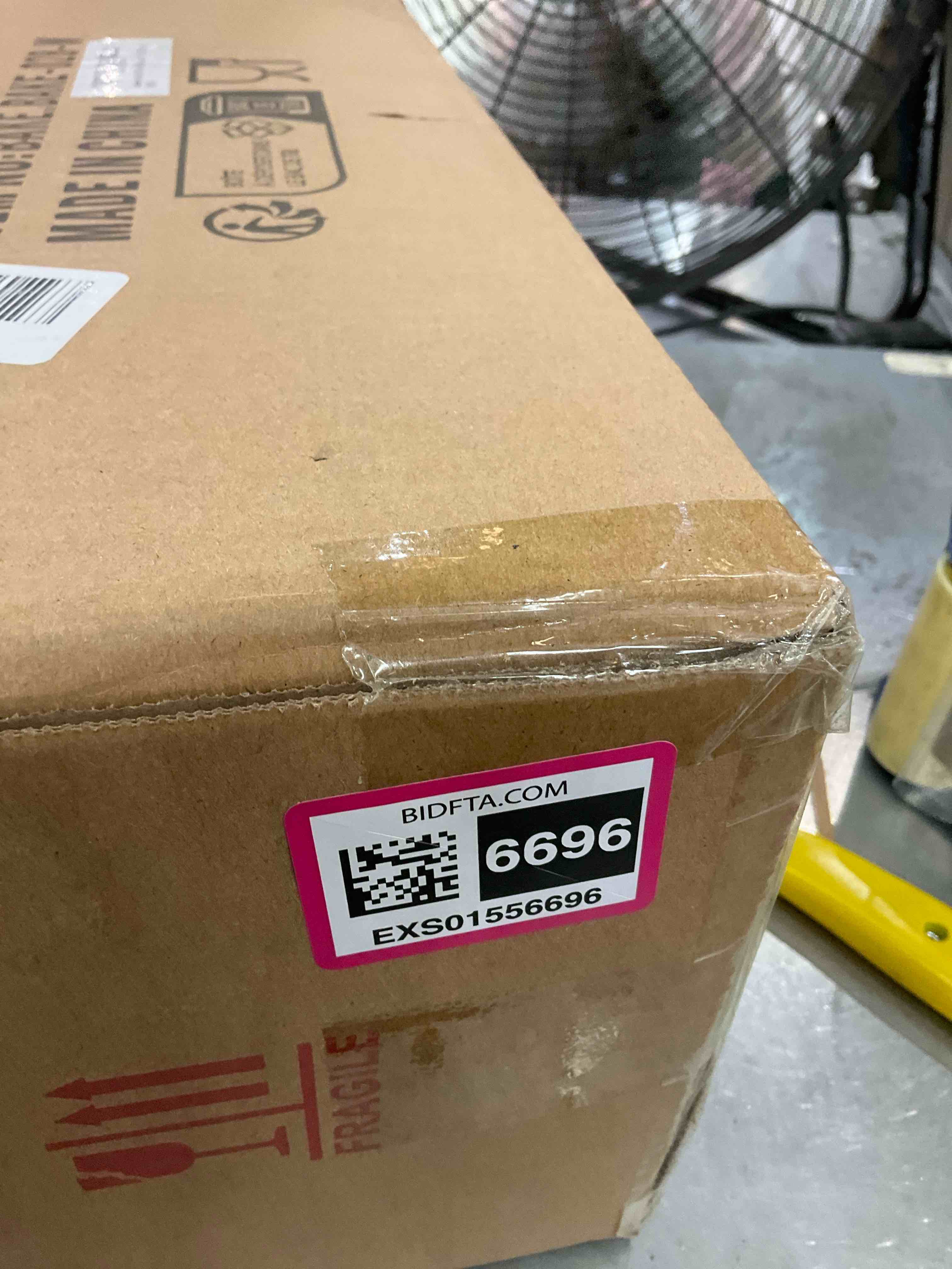 https://s3.amazonaws.com/lotting-images-prod/BargainHunt/EXS01556696_1715008025545.jpeg