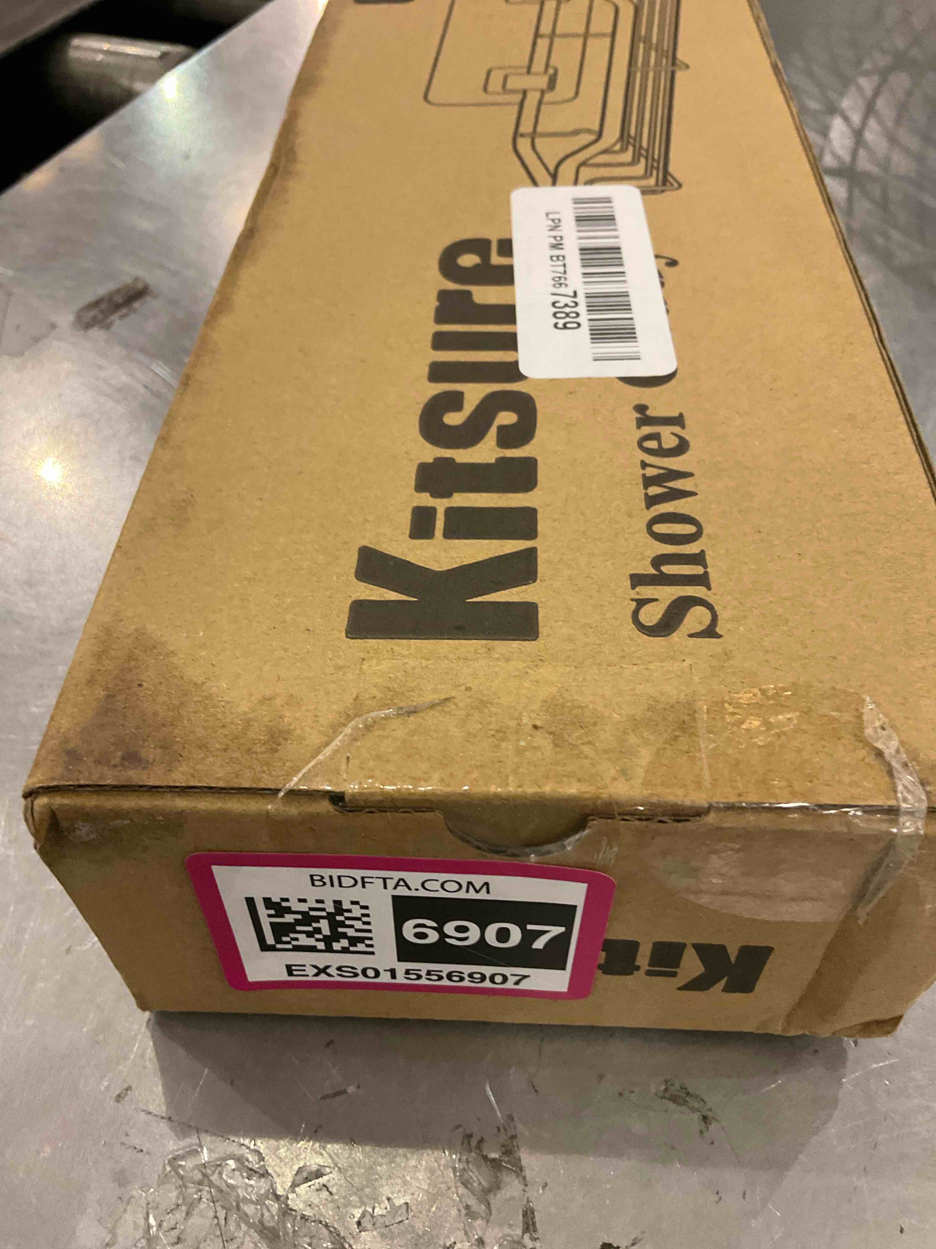 https://s3.amazonaws.com/lotting-images-prod/BargainHunt/EXS01556907_1715095192444.jpeg