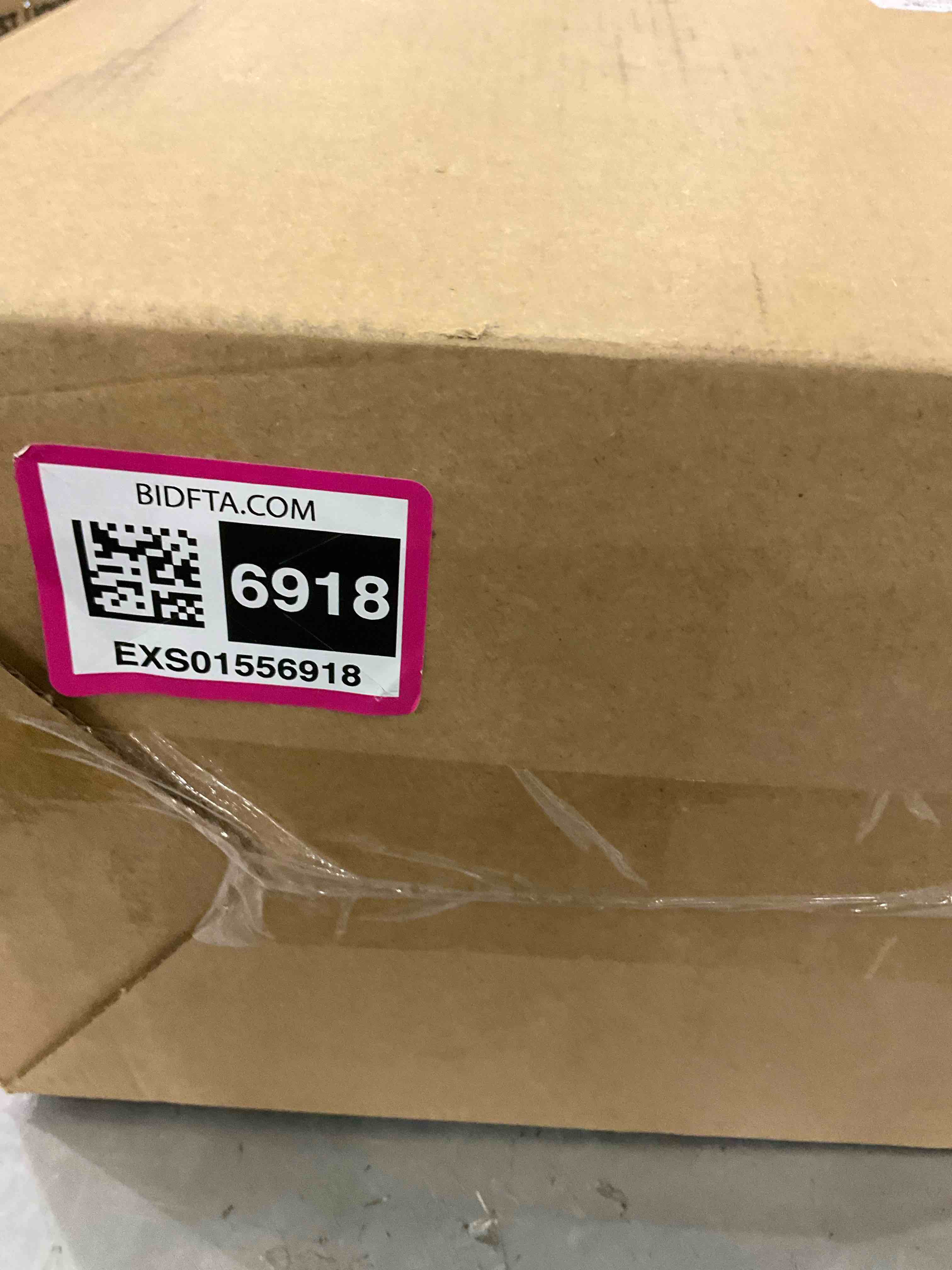 https://s3.amazonaws.com/lotting-images-prod/BargainHunt/EXS01556918_1715096055558.jpeg