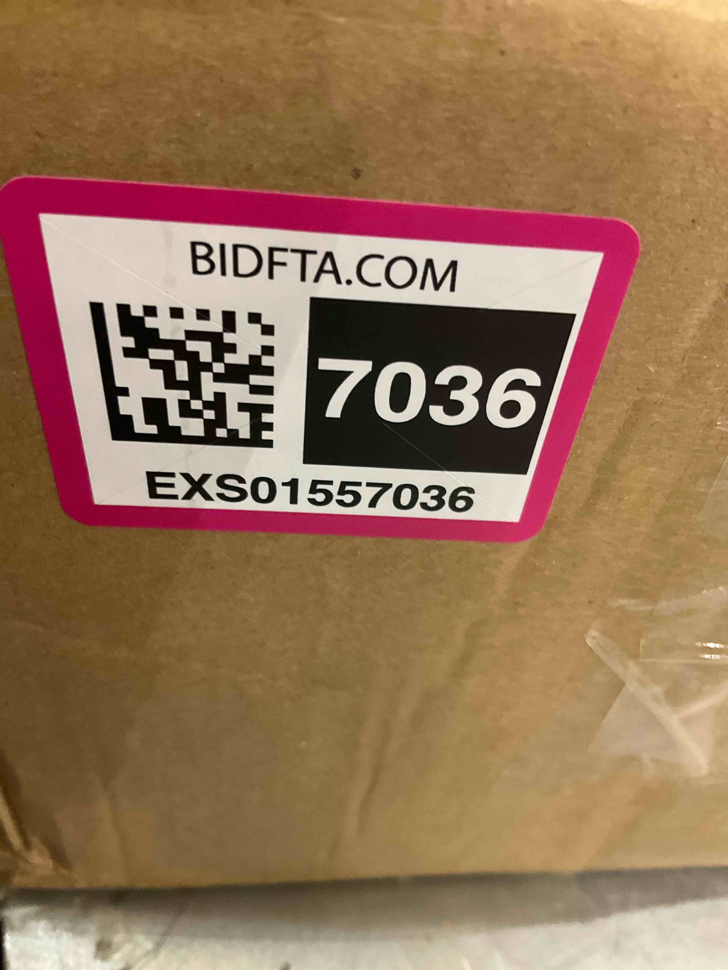 https://s3.amazonaws.com/lotting-images-prod/BargainHunt/EXS01557036_1714415563508.jpeg