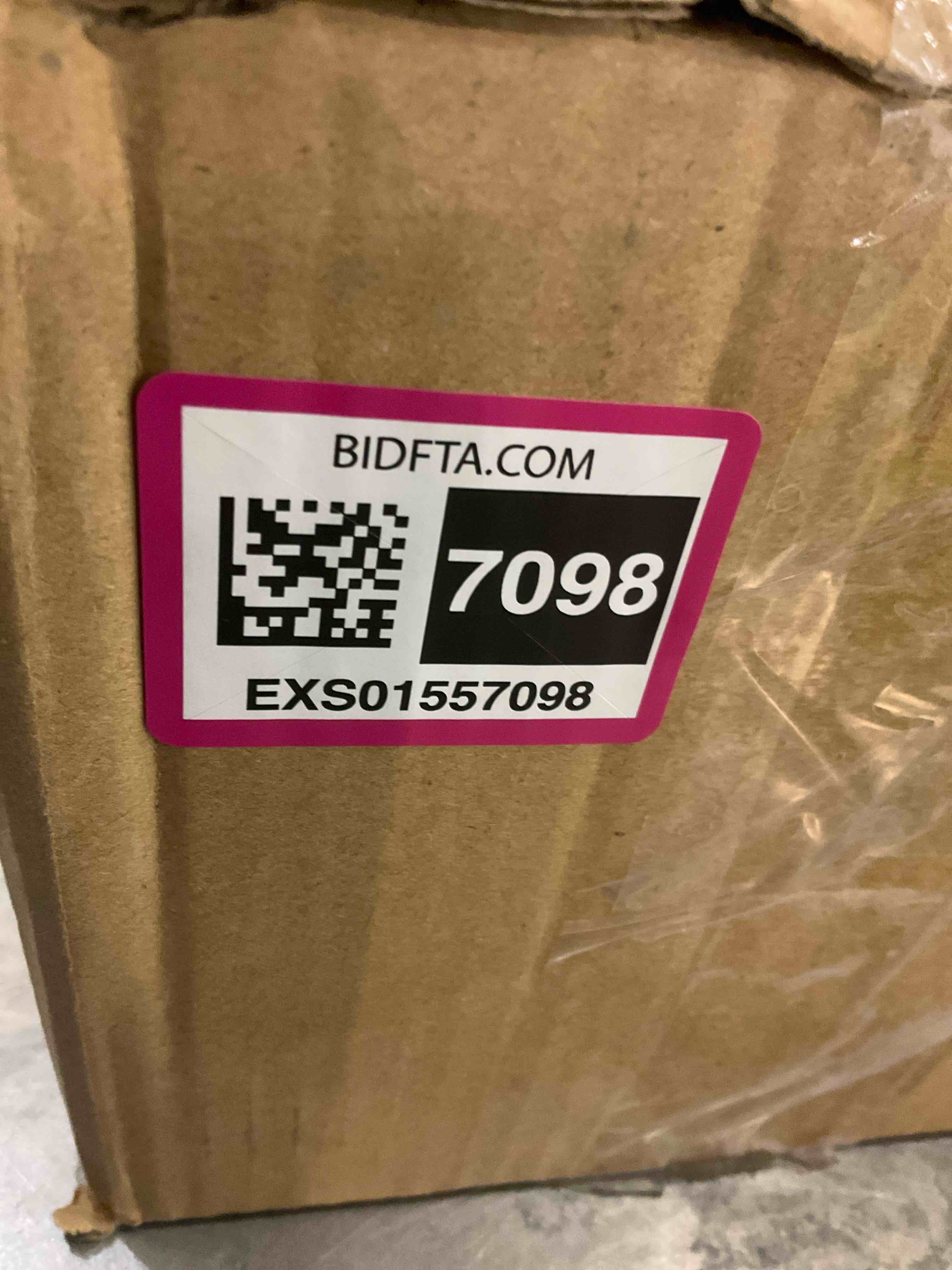 https://s3.amazonaws.com/lotting-images-prod/BargainHunt/EXS01557098_1714481297976.jpeg
