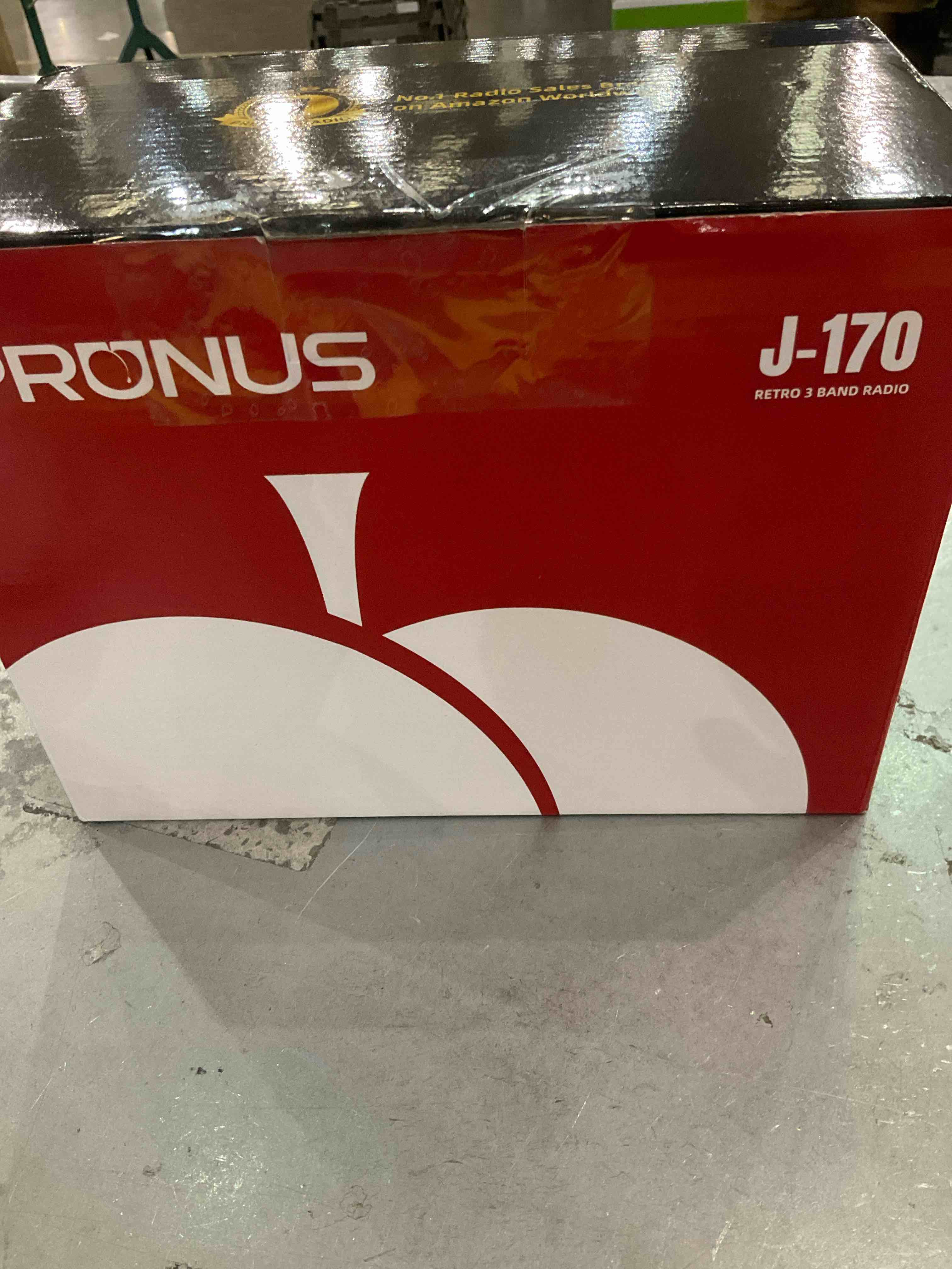 https://s3.amazonaws.com/lotting-images-prod/BargainHunt/EXS01557125_1714499366370.jpeg