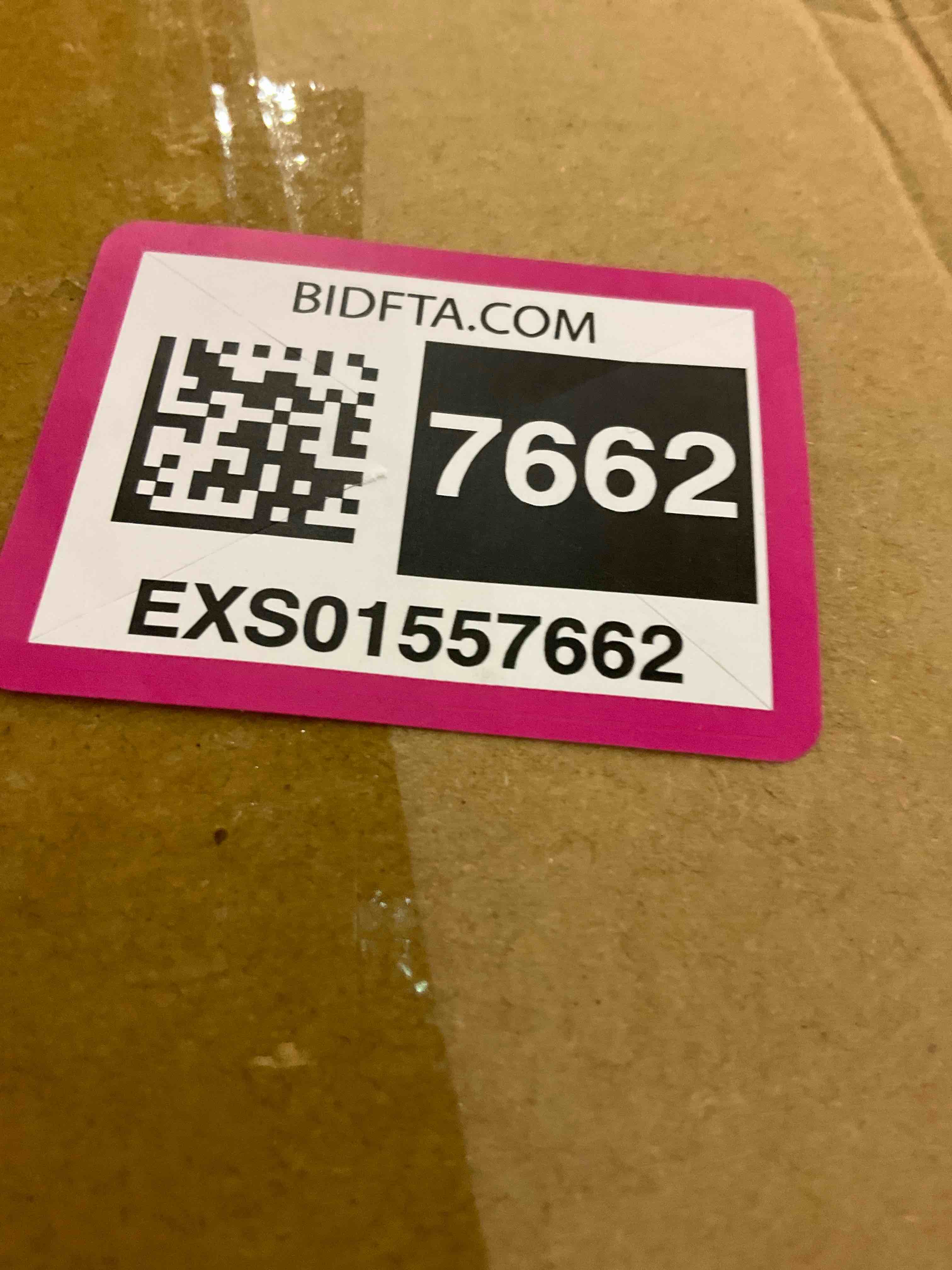 https://s3.amazonaws.com/lotting-images-prod/BargainHunt/EXS01557662_1714738614417.jpeg