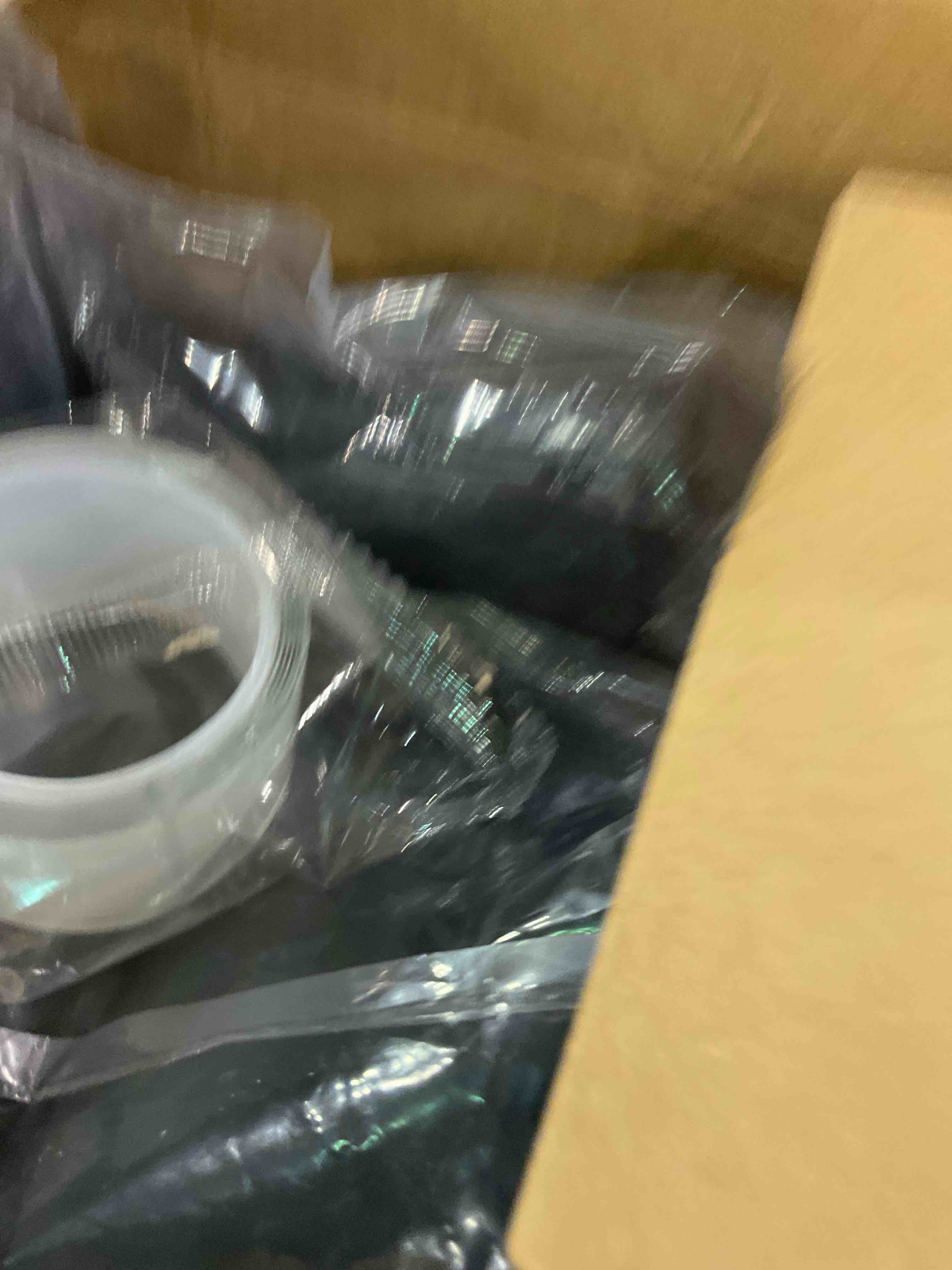 https://s3.amazonaws.com/lotting-images-prod/BargainHunt/EXS01557662_1714738633713.jpeg