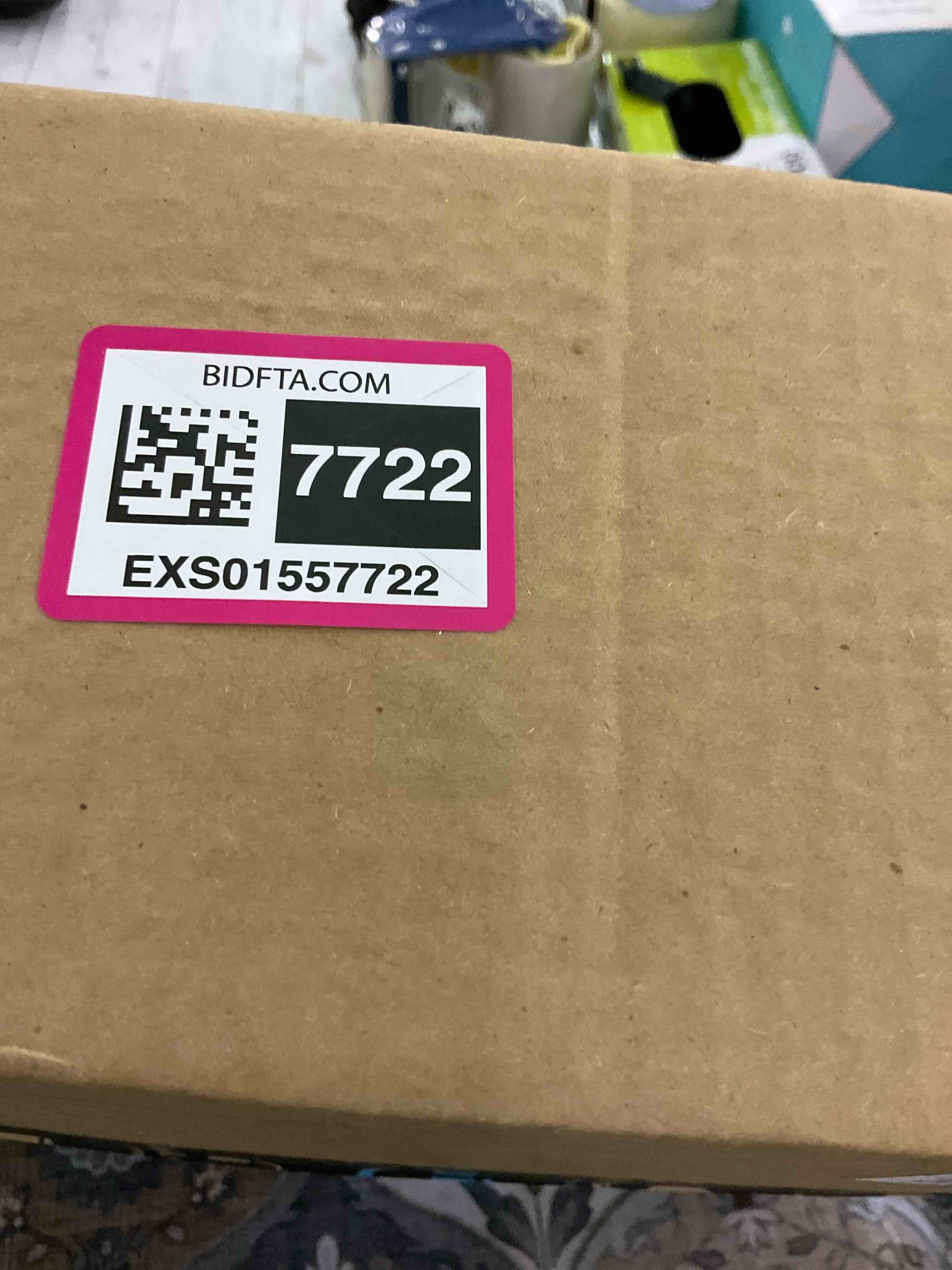 https://s3.amazonaws.com/lotting-images-prod/BargainHunt/EXS01557722_1714754629228.jpeg
