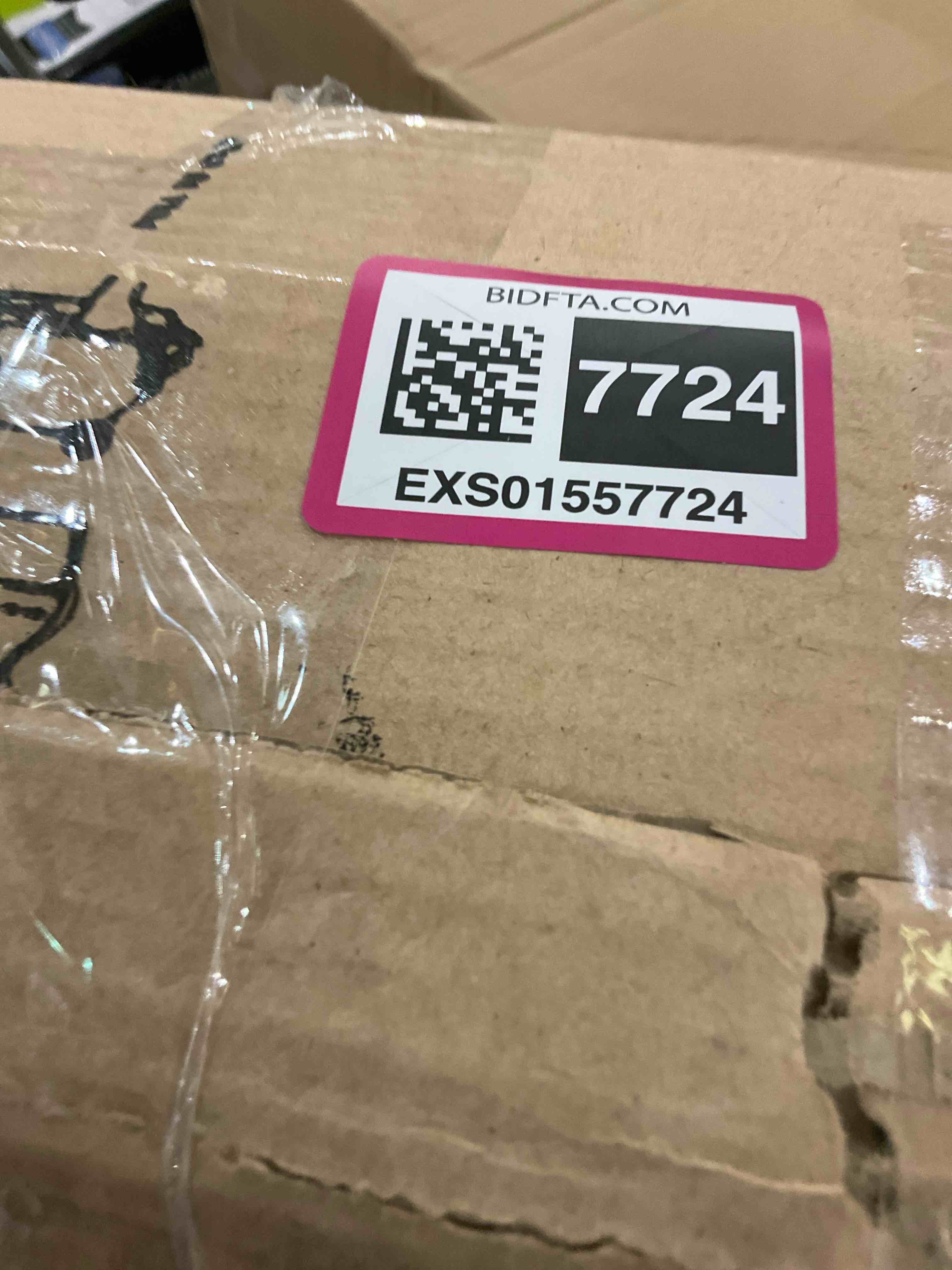 https://s3.amazonaws.com/lotting-images-prod/BargainHunt/EXS01557724_1714754947505.jpeg