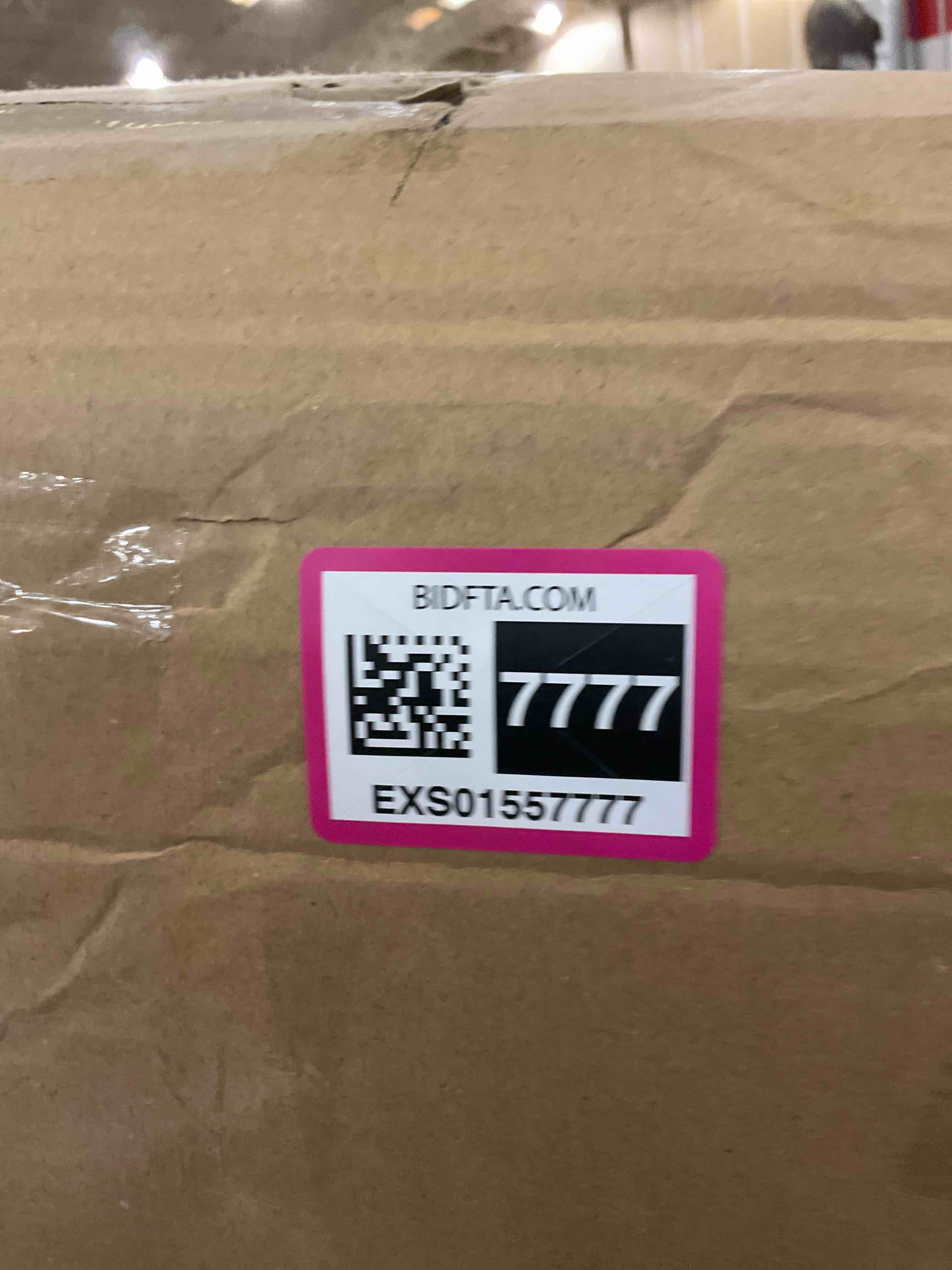 https://s3.amazonaws.com/lotting-images-prod/BargainHunt/EXS01557777_1714763638552.jpeg