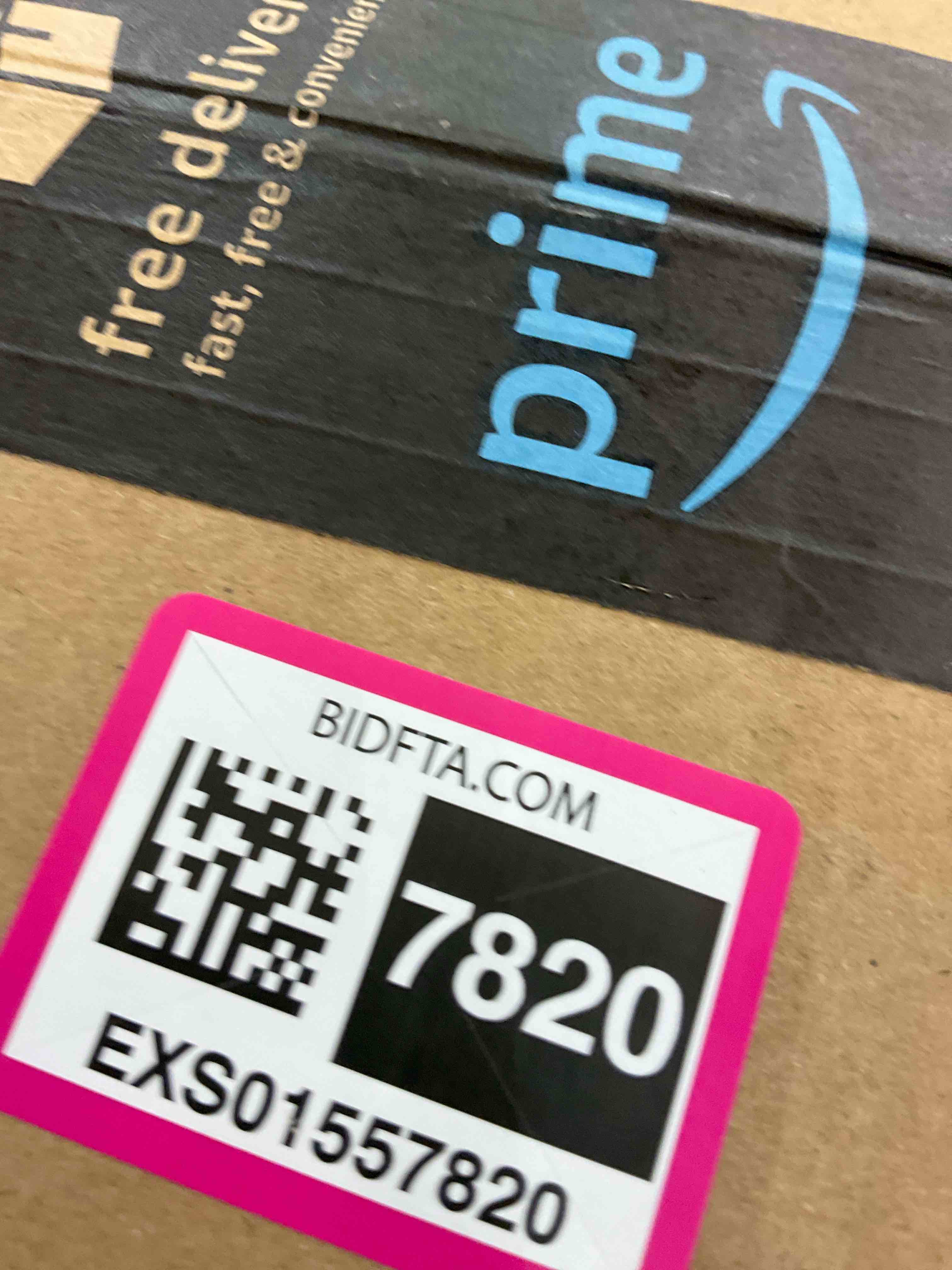 https://s3.amazonaws.com/lotting-images-prod/BargainHunt/EXS01557820_1715002607427.jpeg