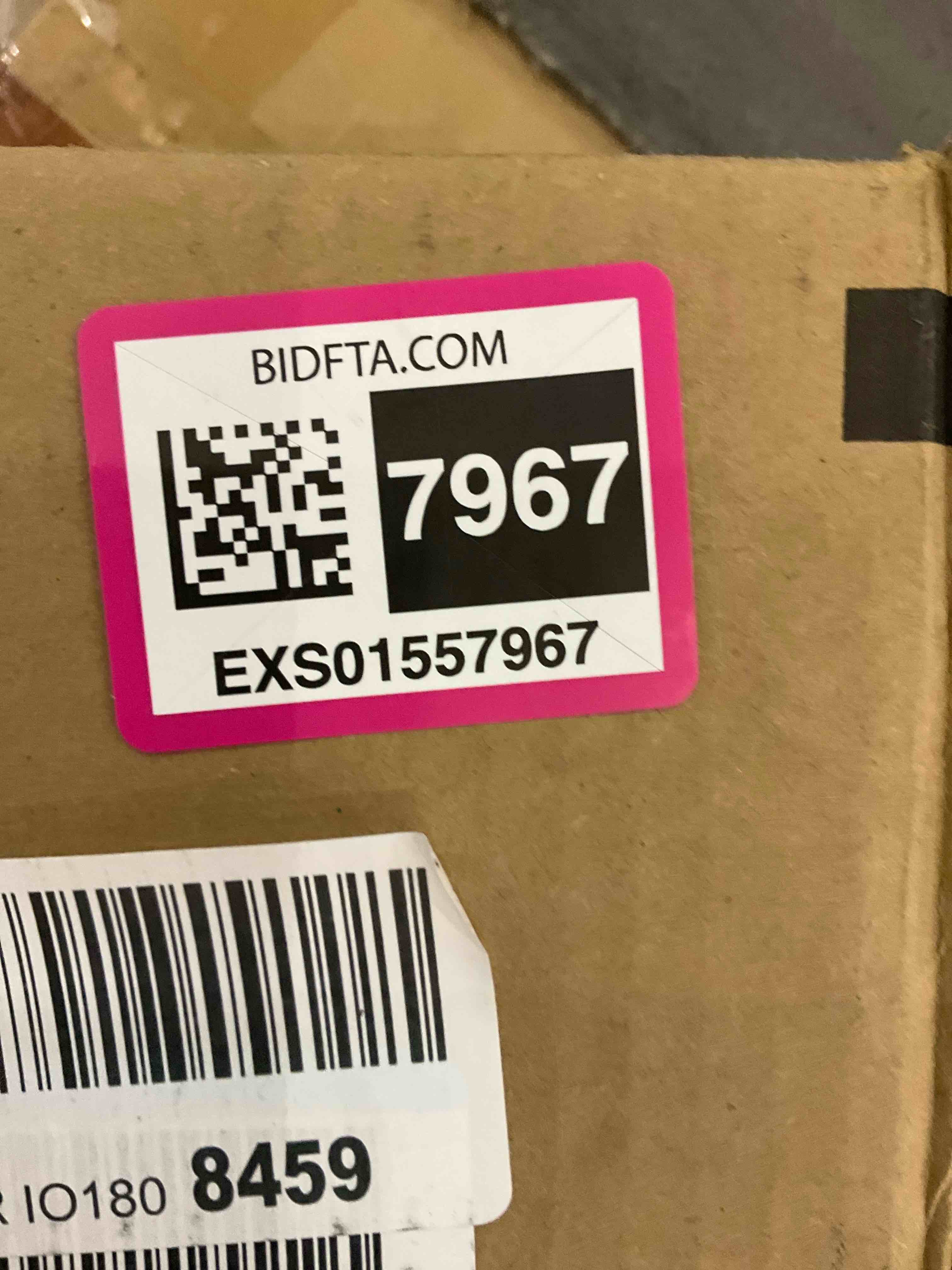 https://s3.amazonaws.com/lotting-images-prod/BargainHunt/EXS01557967_1715090475720.jpeg