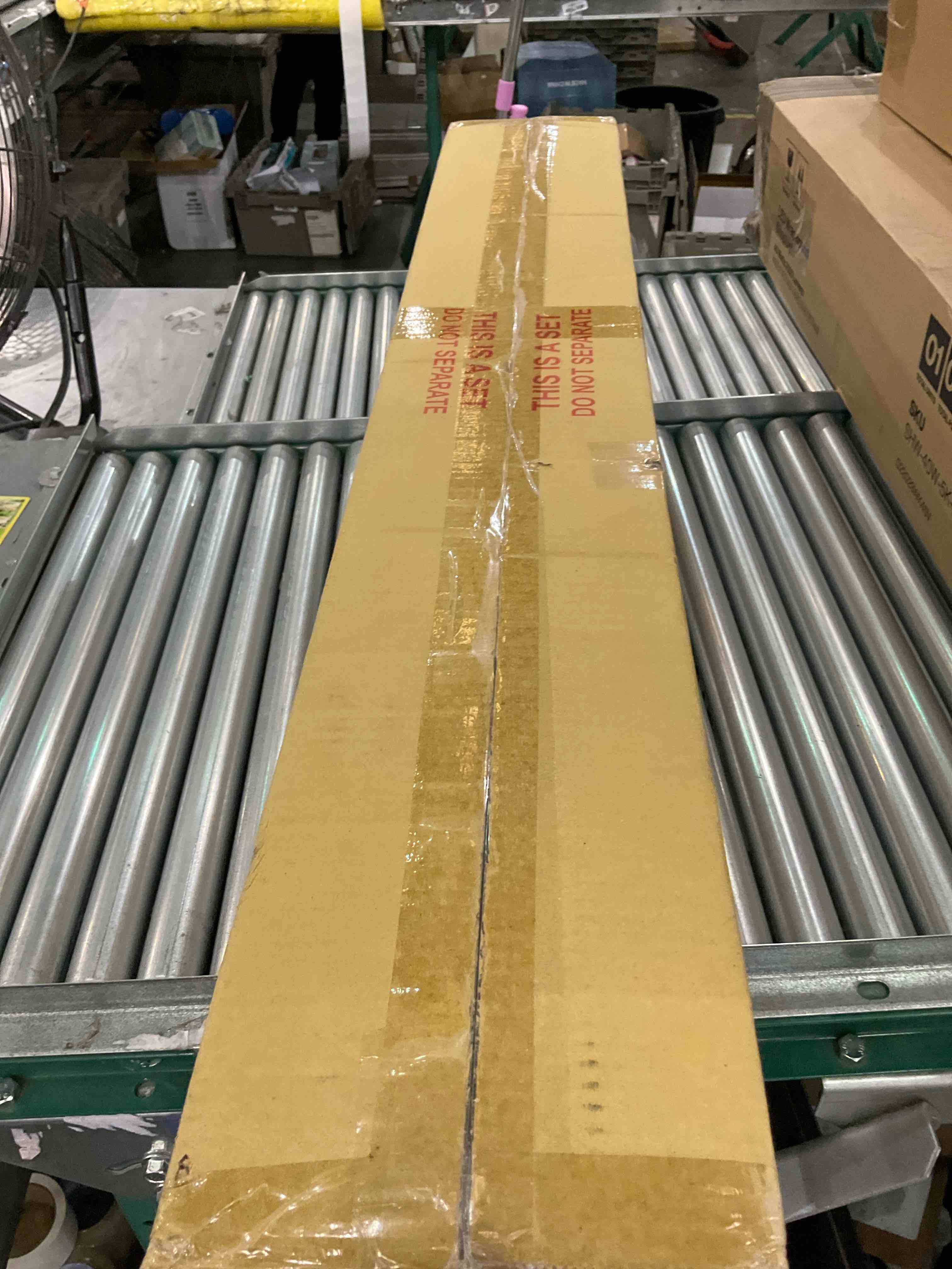 https://s3.amazonaws.com/lotting-images-prod/BargainHunt/EXS01558312_1715874309075.jpeg